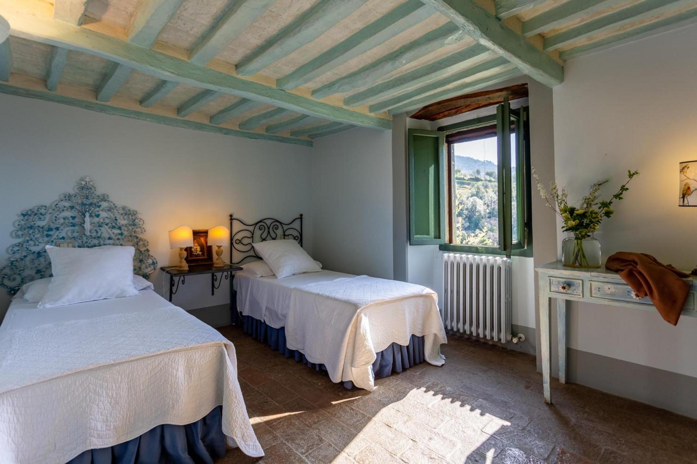 Villa com Piscina Privada