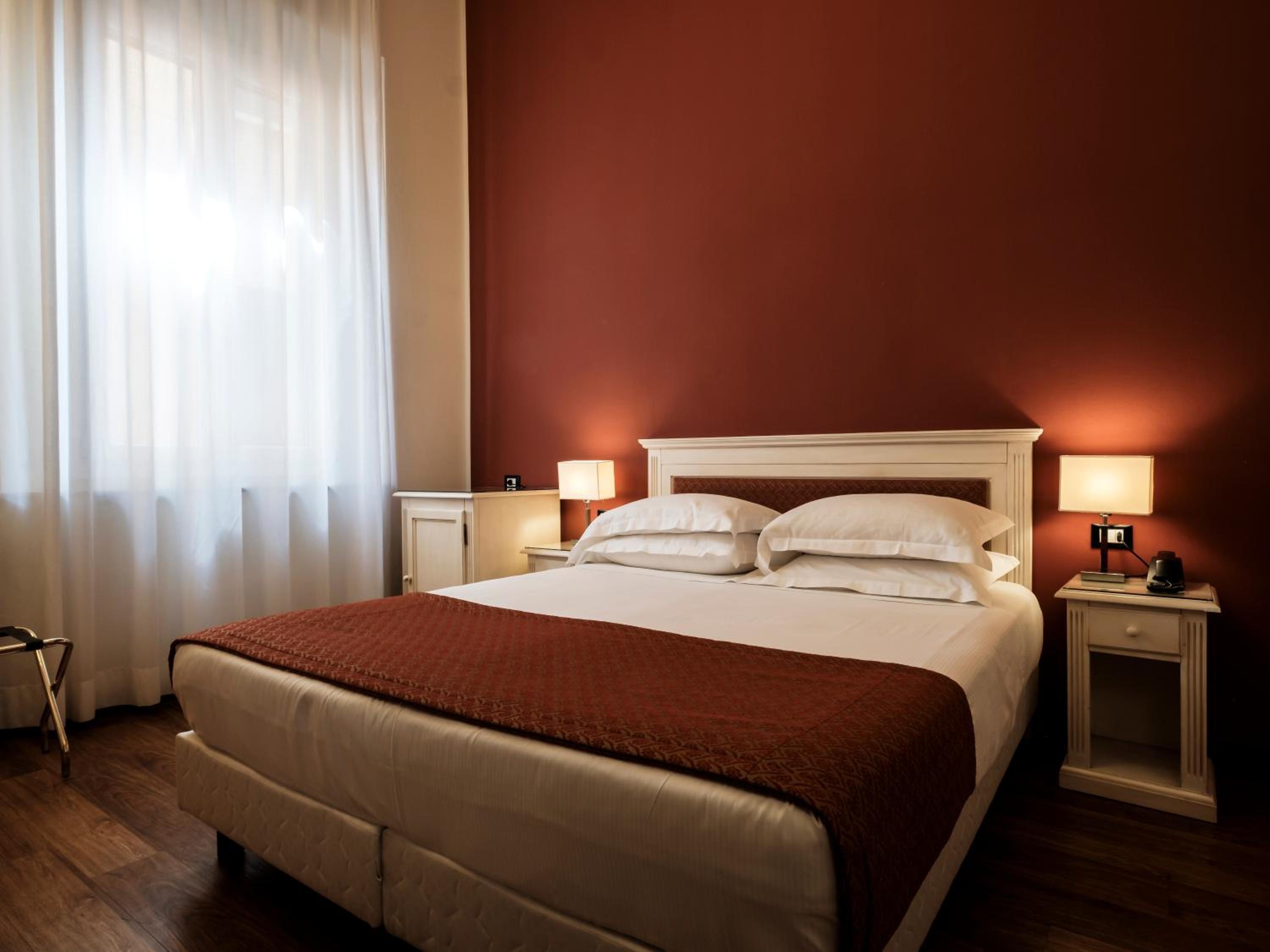 Classic Double Room - Single Use photo 1