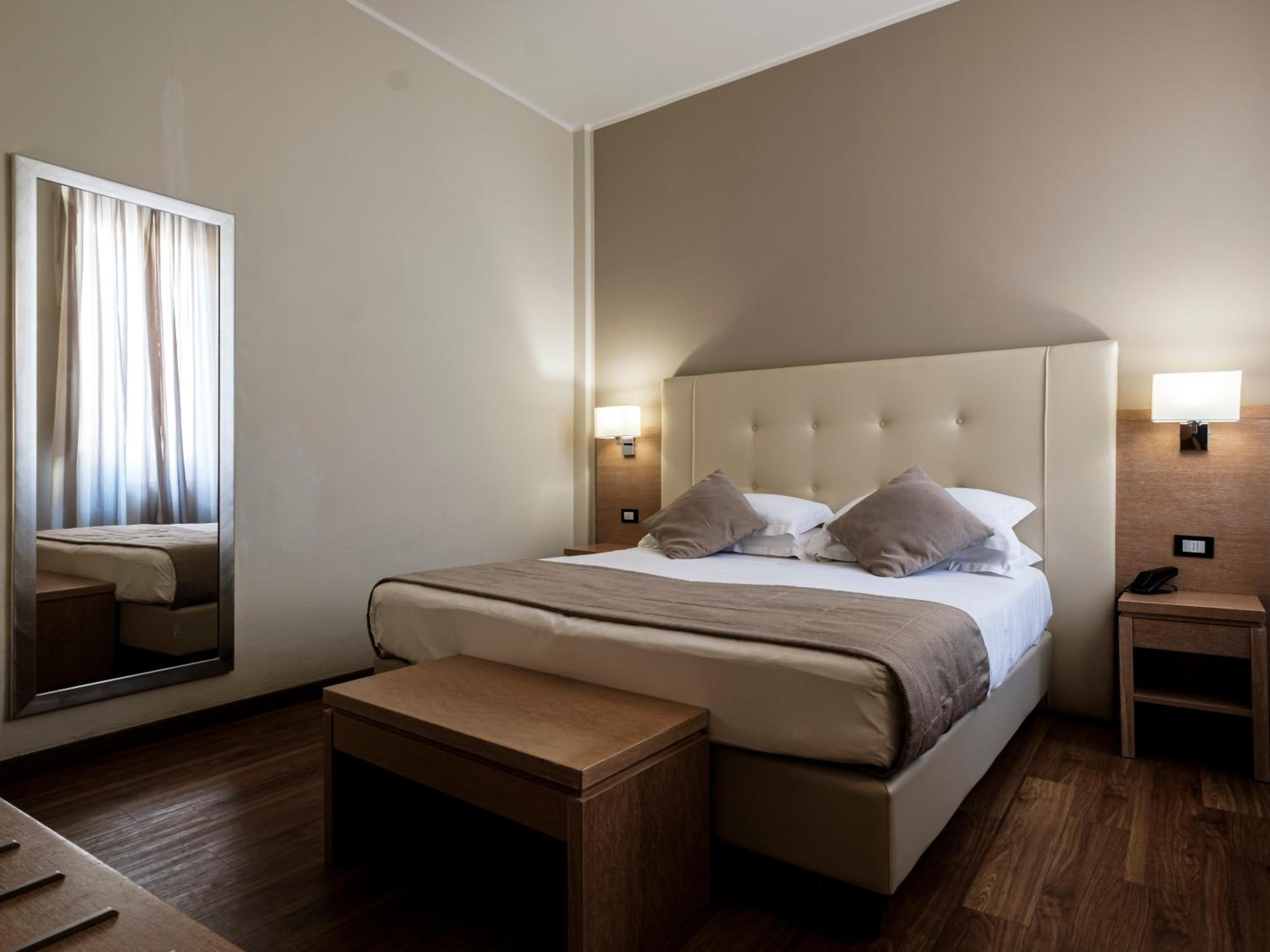 Superior Double or Twin Room - Photo 2