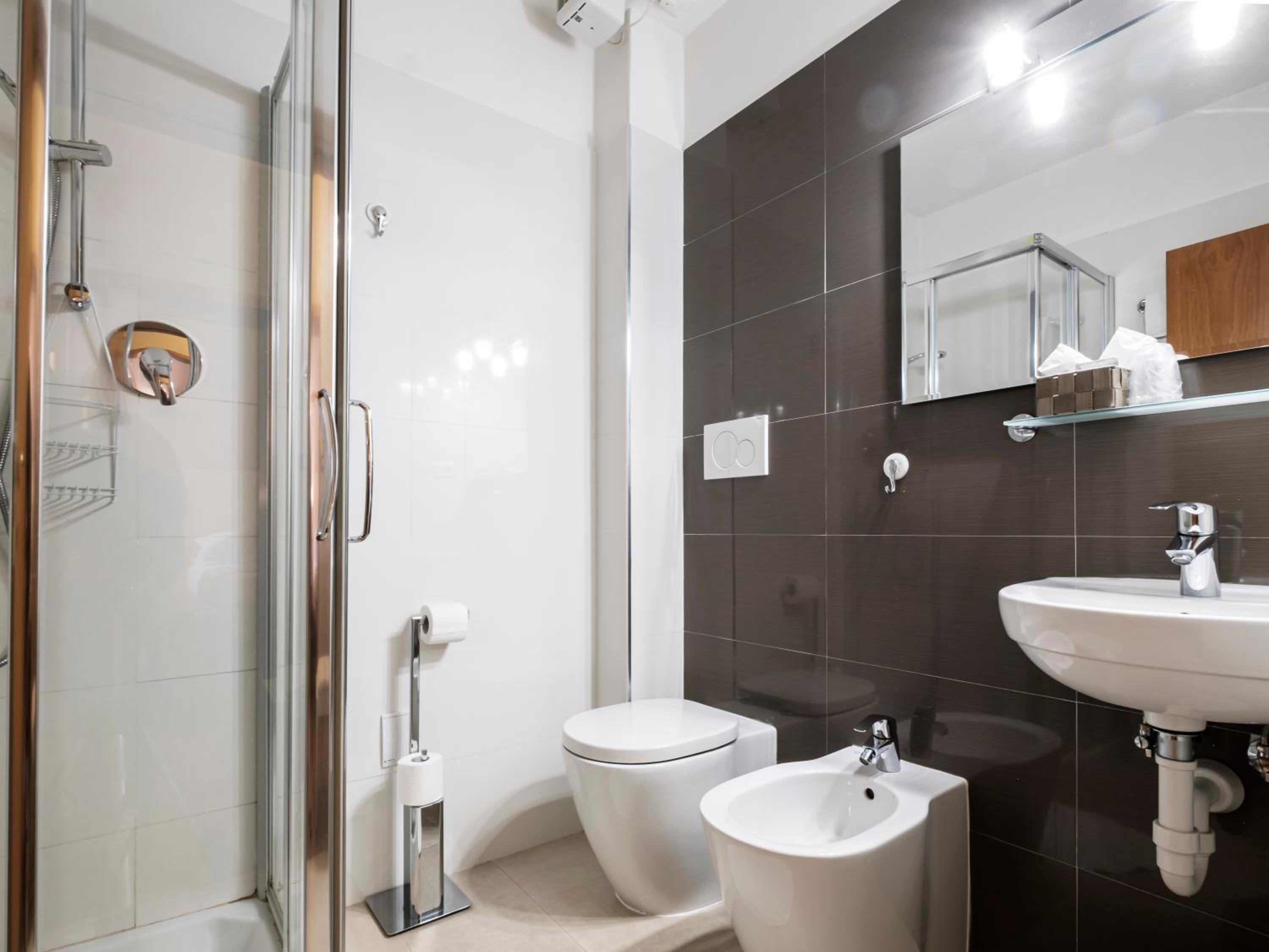 Superior Double or Twin Room - Photo 8