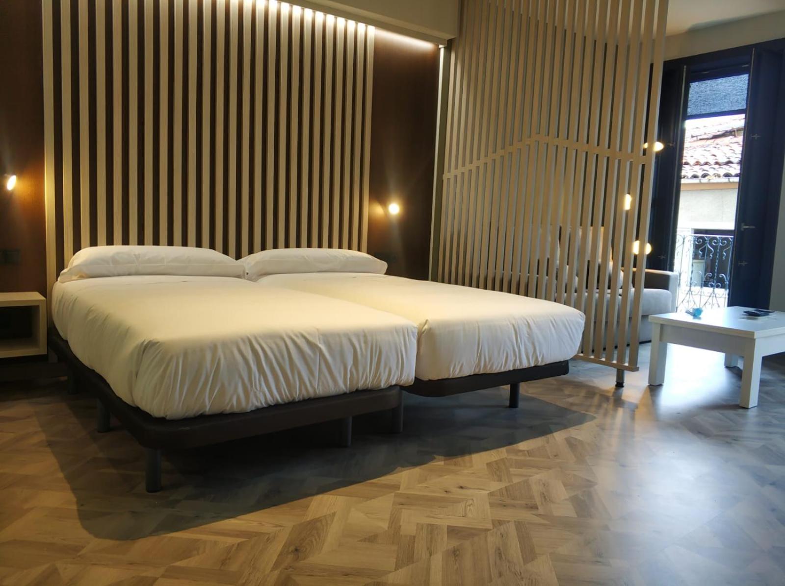 Studio Apartment - Photo 30