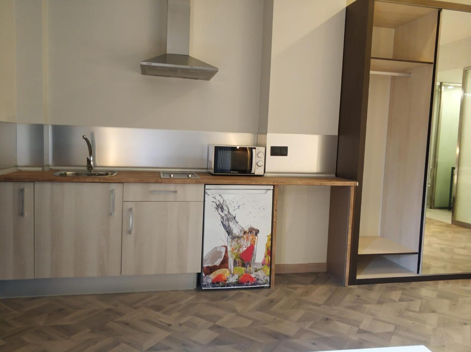 Studio Apartment - Photo 8