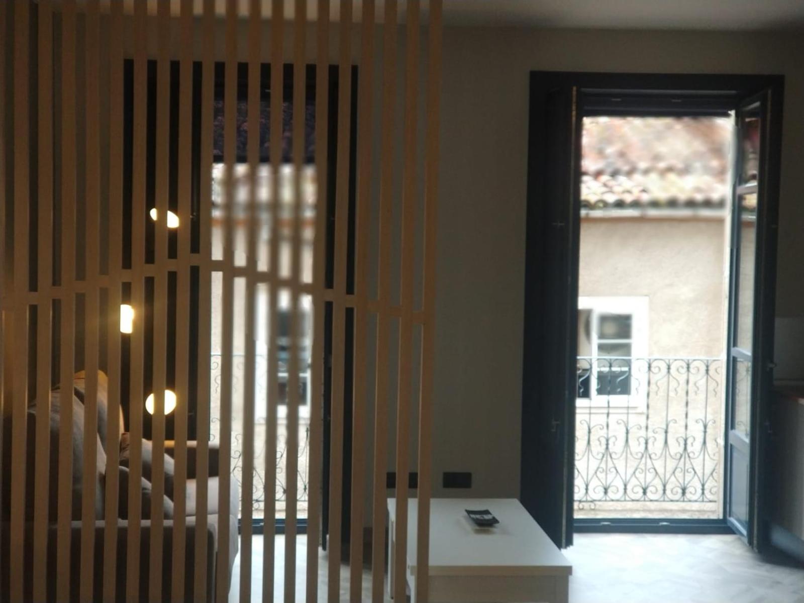 Studio Apartment - Photo 4
