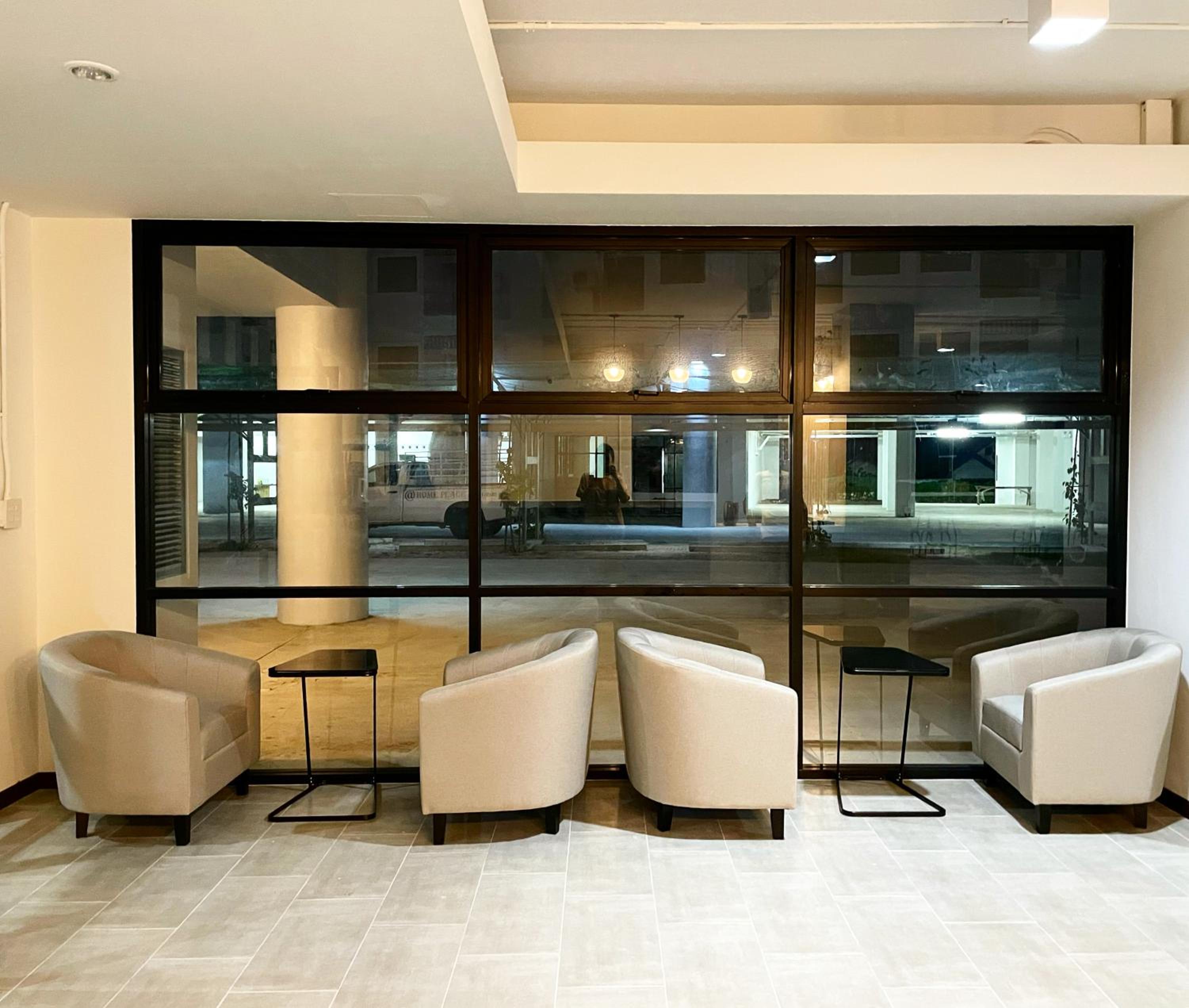Superior King Suite