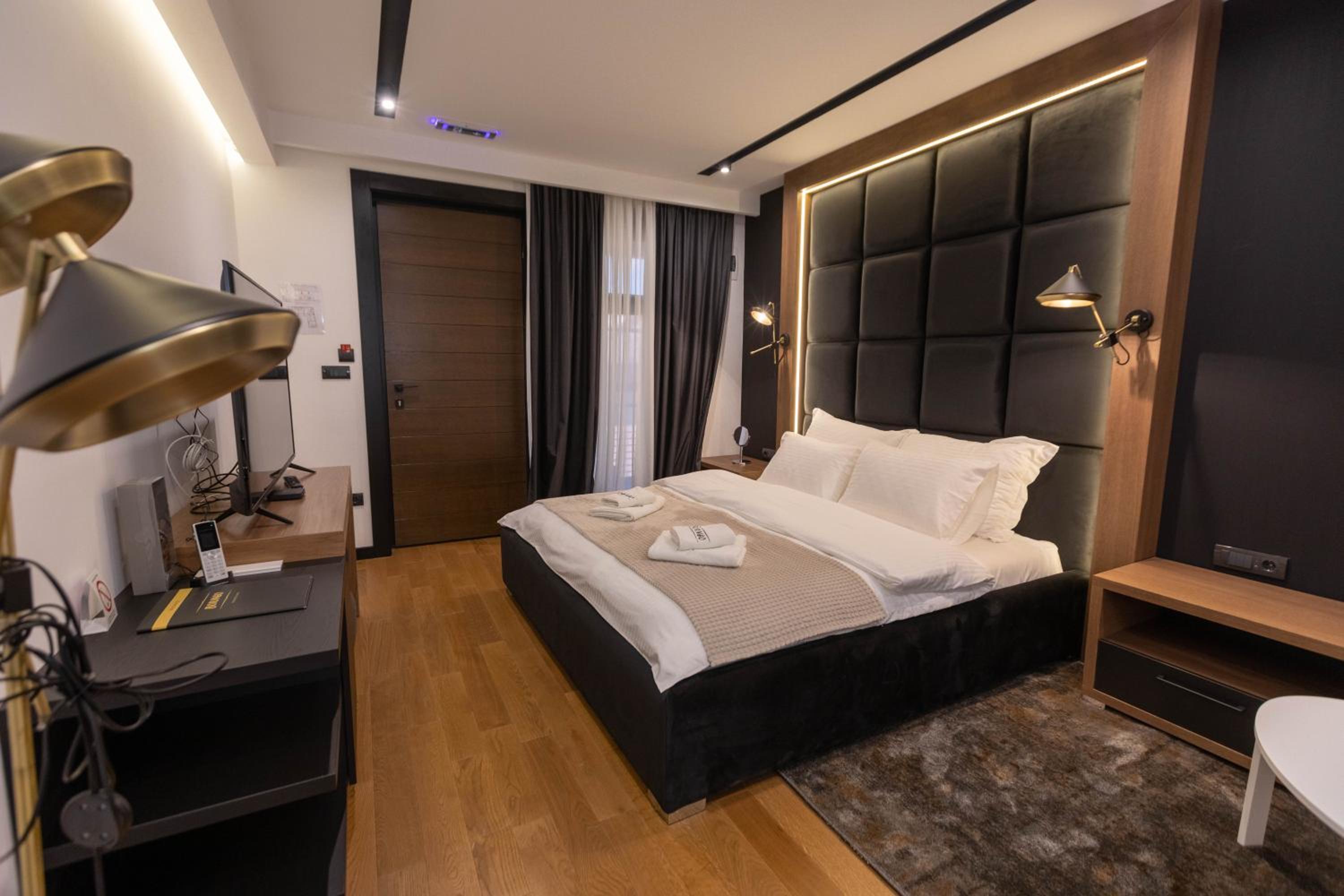 Deluxe Double Room photo 2