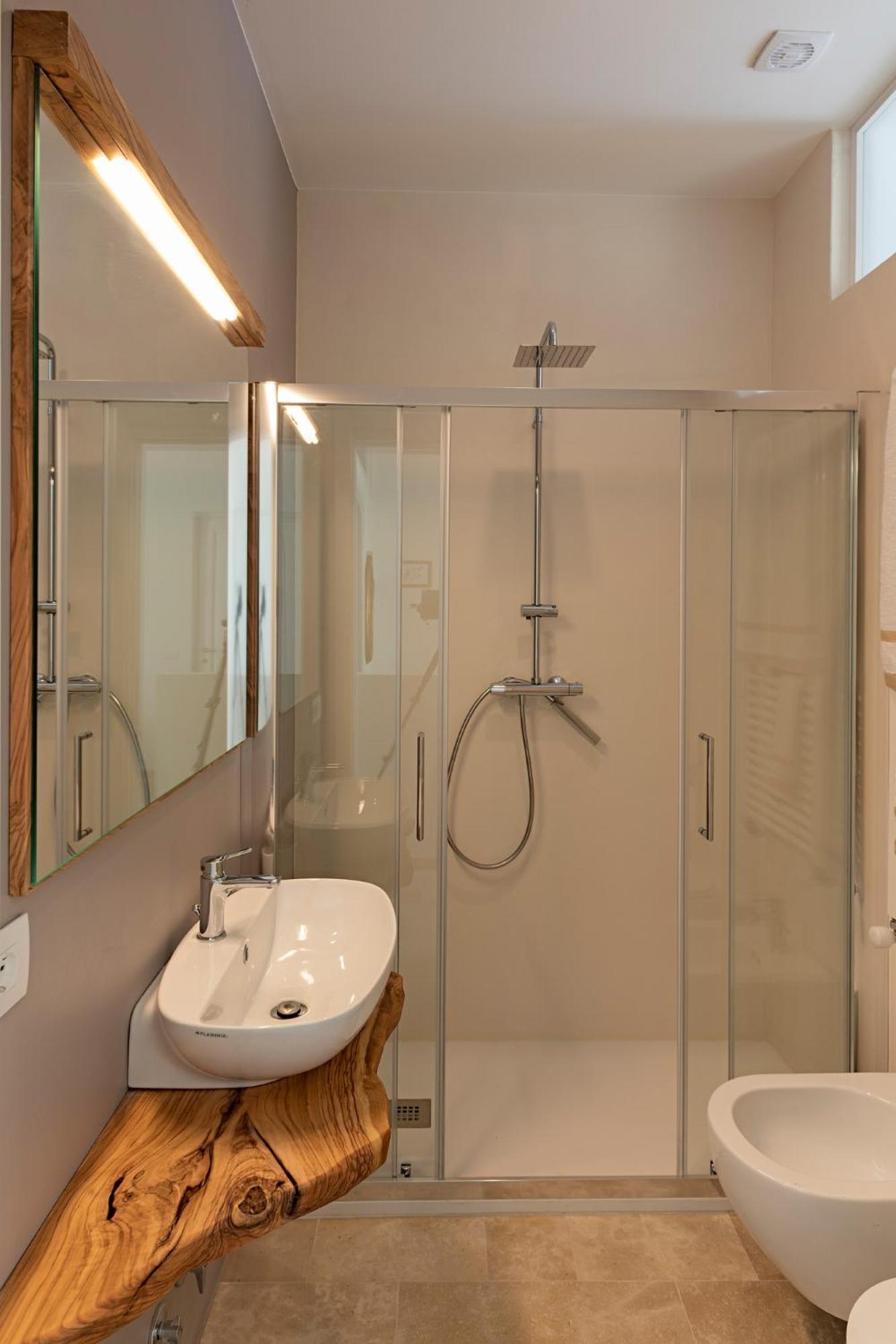 Two-Bedroom Apartment - Photo 4