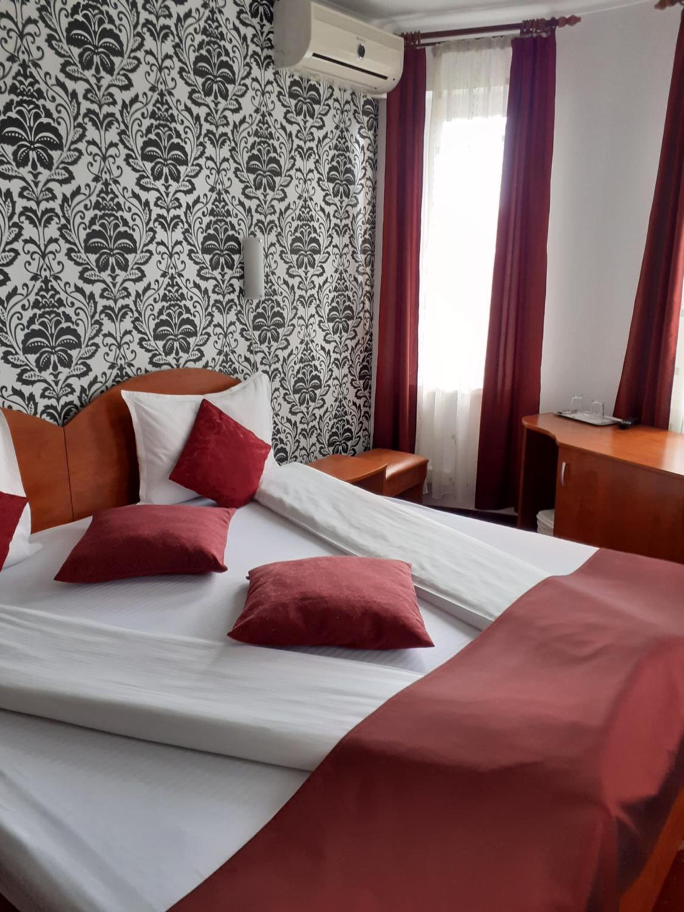 Superior Double Room - Photo 1