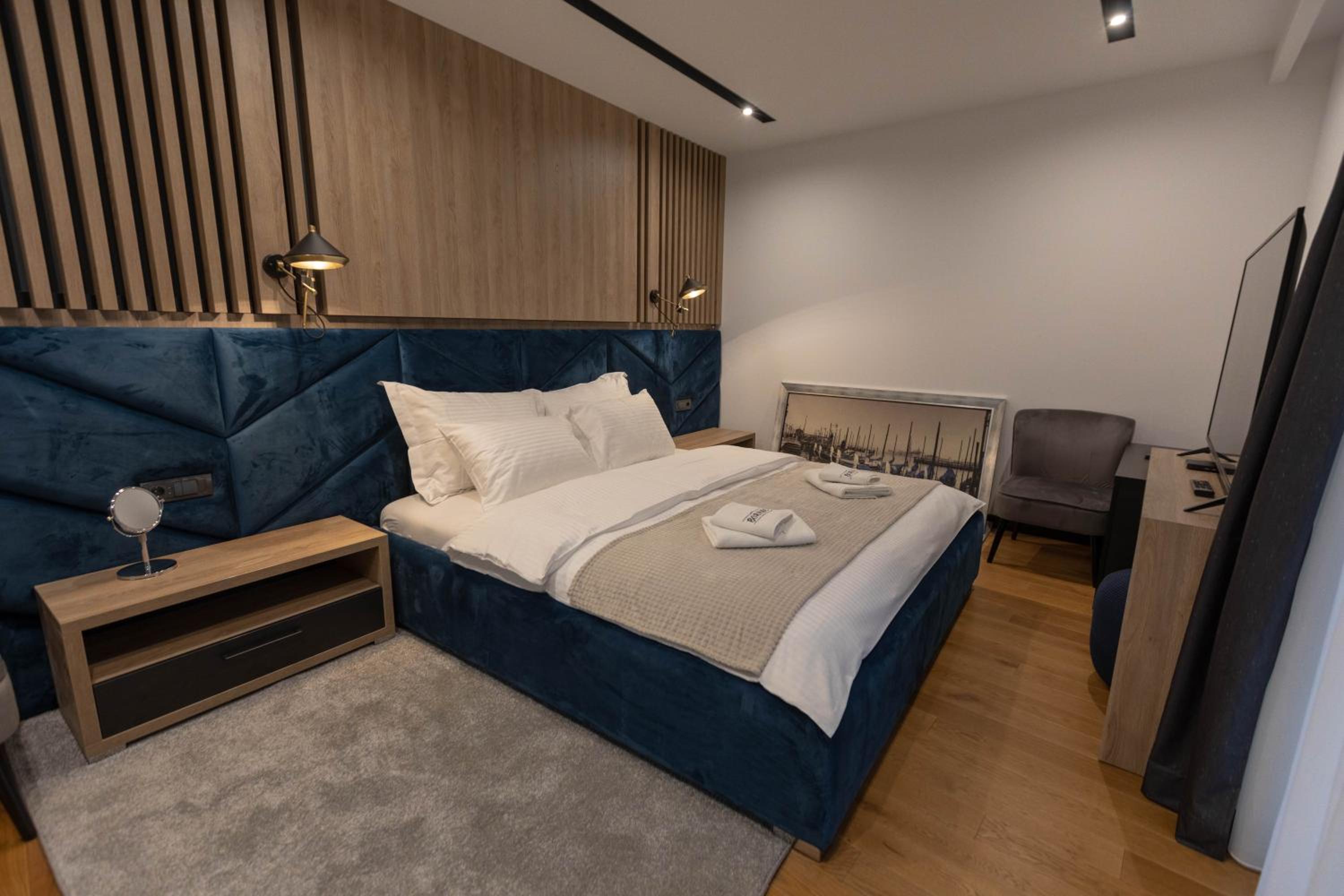 Deluxe Double Room photo 2