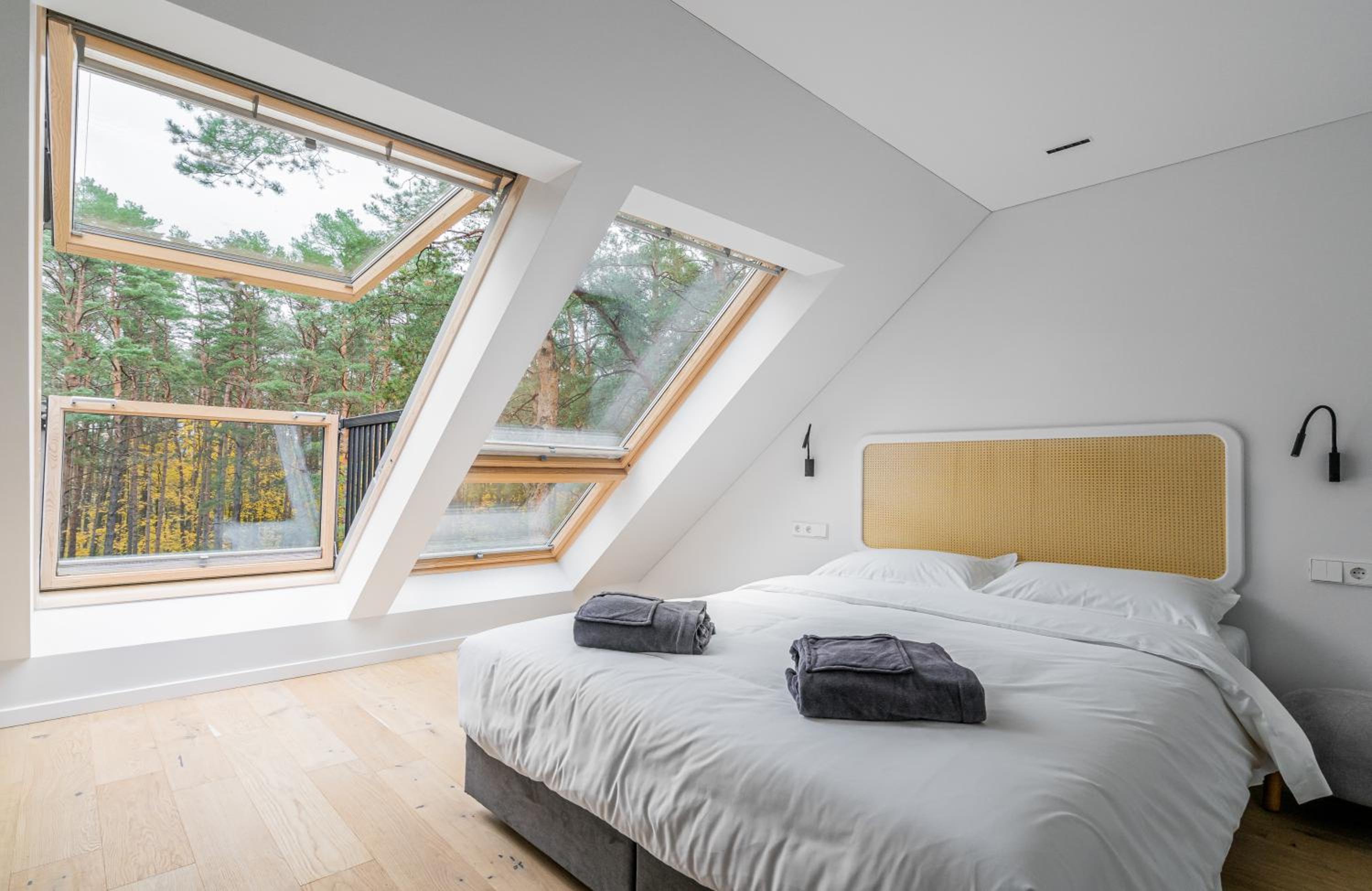 Small Double Room - Photo 7