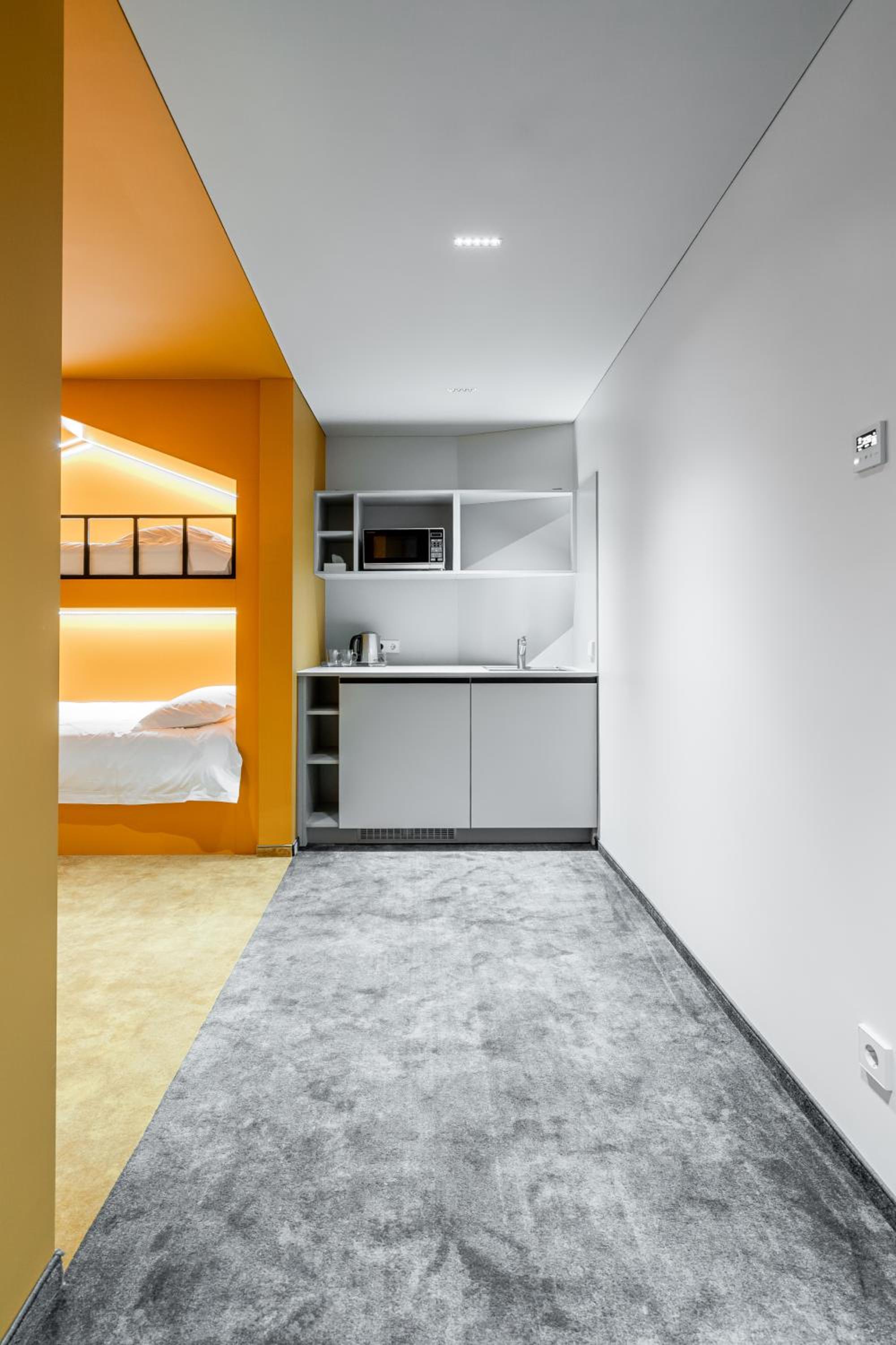 Family Studio - Photo 4