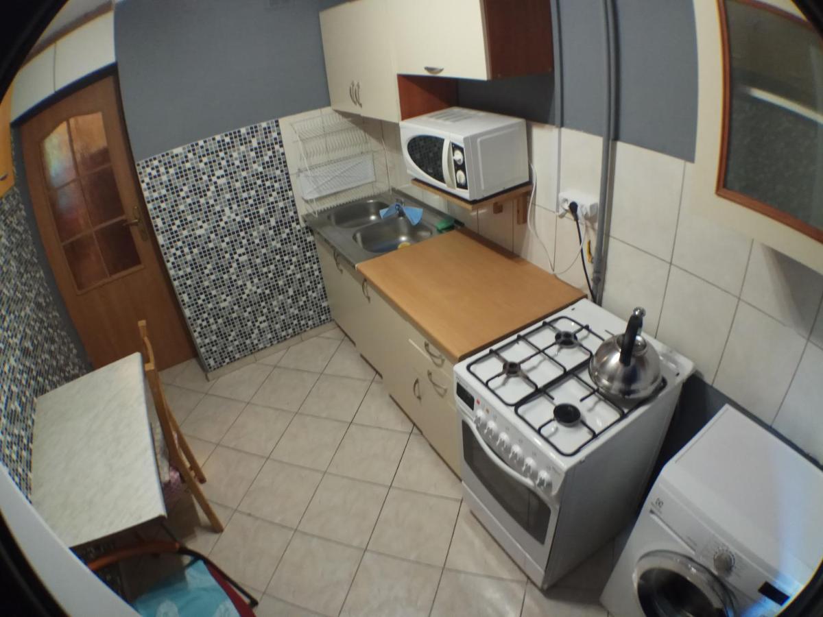Triple Room with Shared Bathroom photo 2