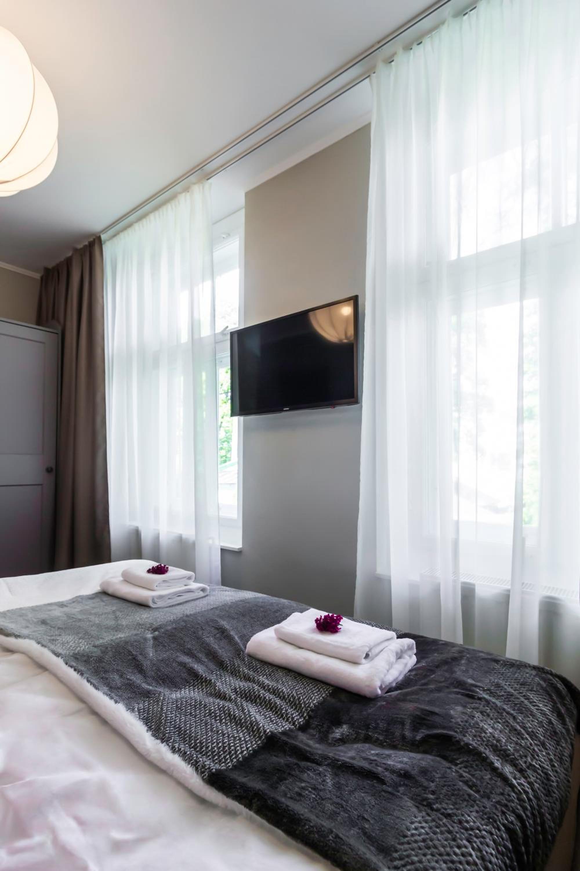 Small Double or Twin Room photo 2