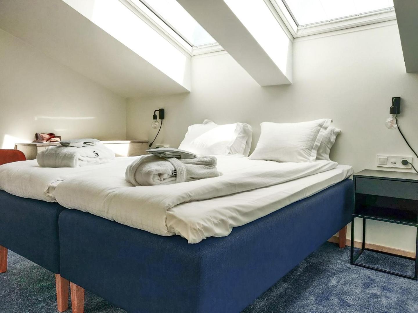 Double Room with Balcony - Photo 1