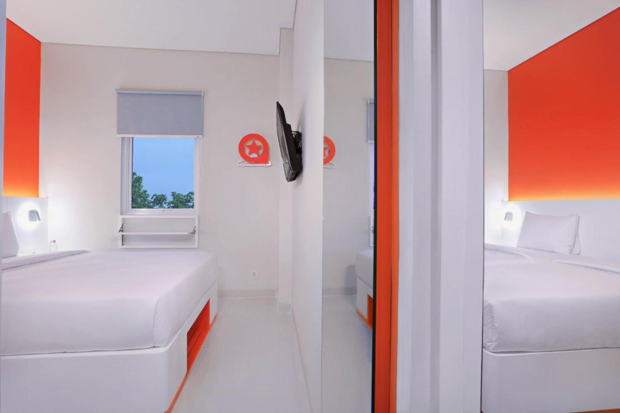 Superior Twin Room with City View - Photo 2
