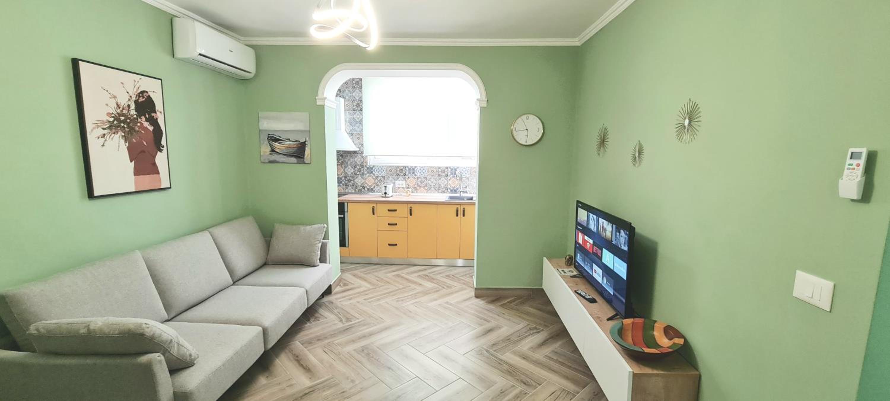 One-Bedroom Apartment