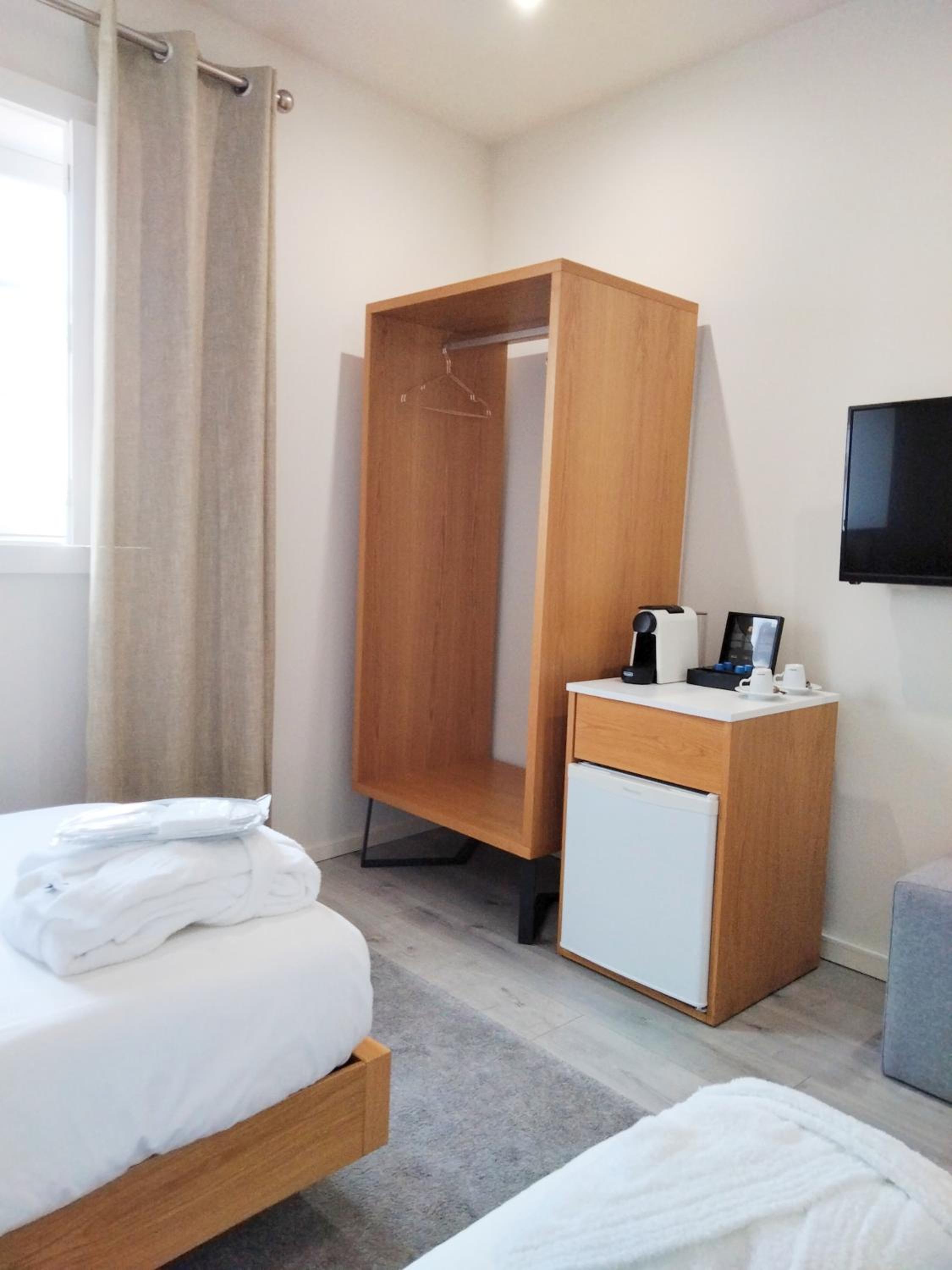 Standard Twin Room photo 3