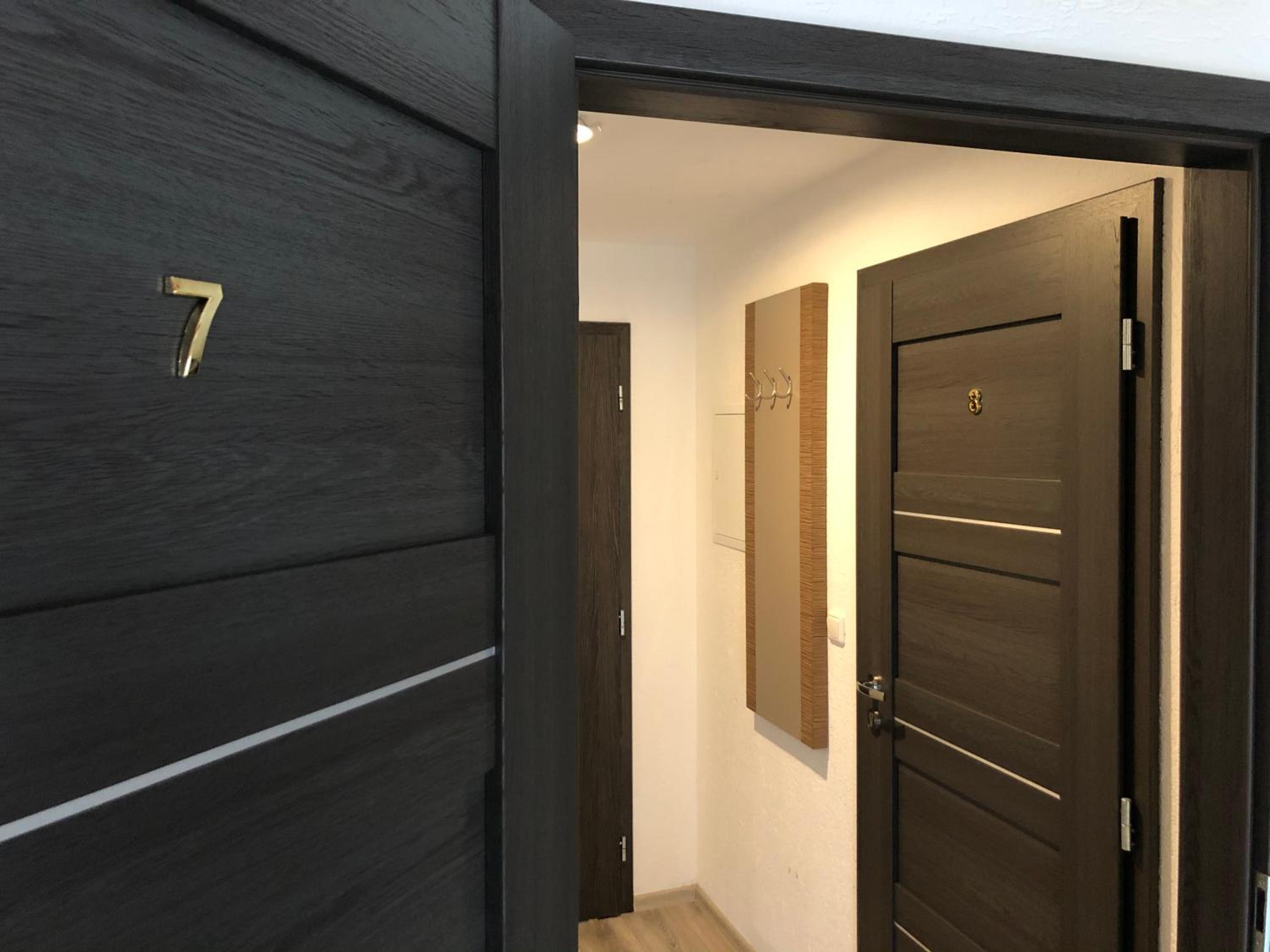 Basic Triple Room with Shared Bathroom photo 3