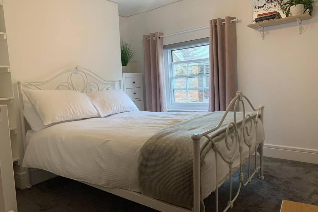 Four-Bedroom House photo 3