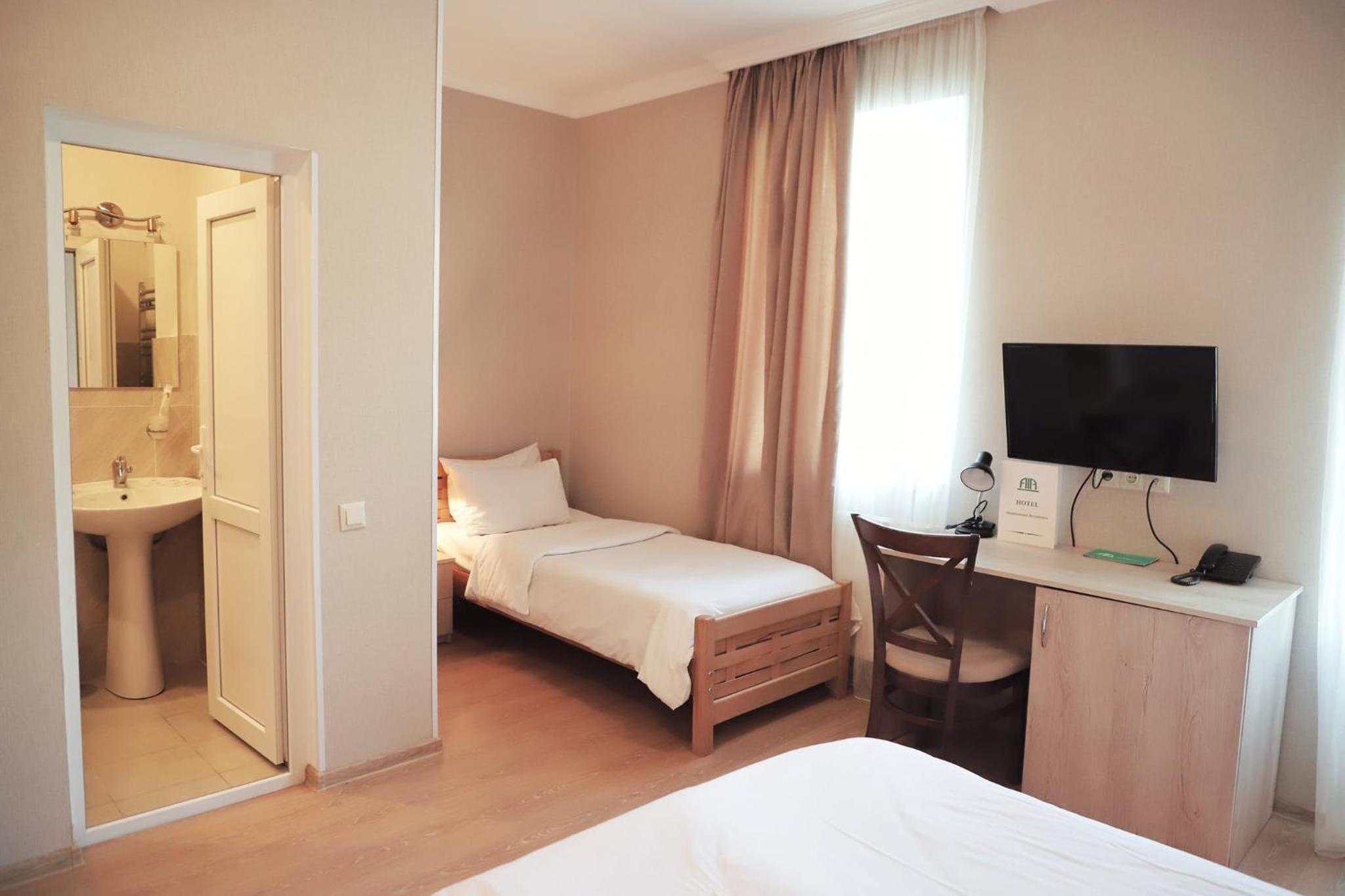 Triple Room with Balcony