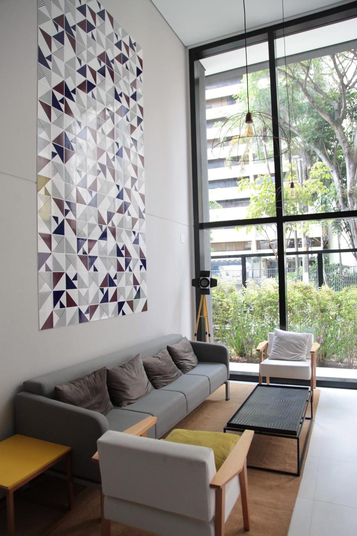 Studio Apartment - Photo 1