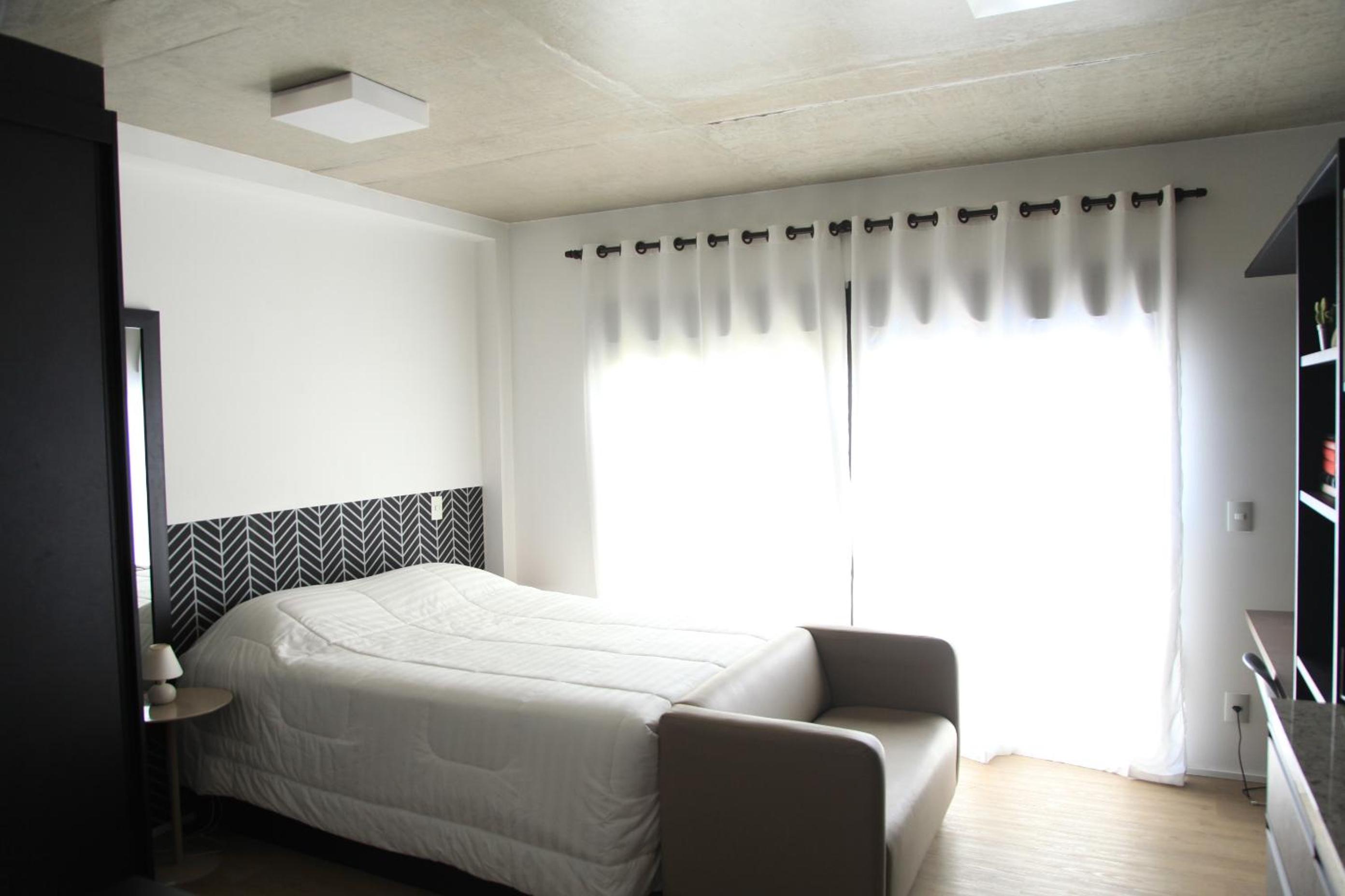 Studio Apartment - Photo 24