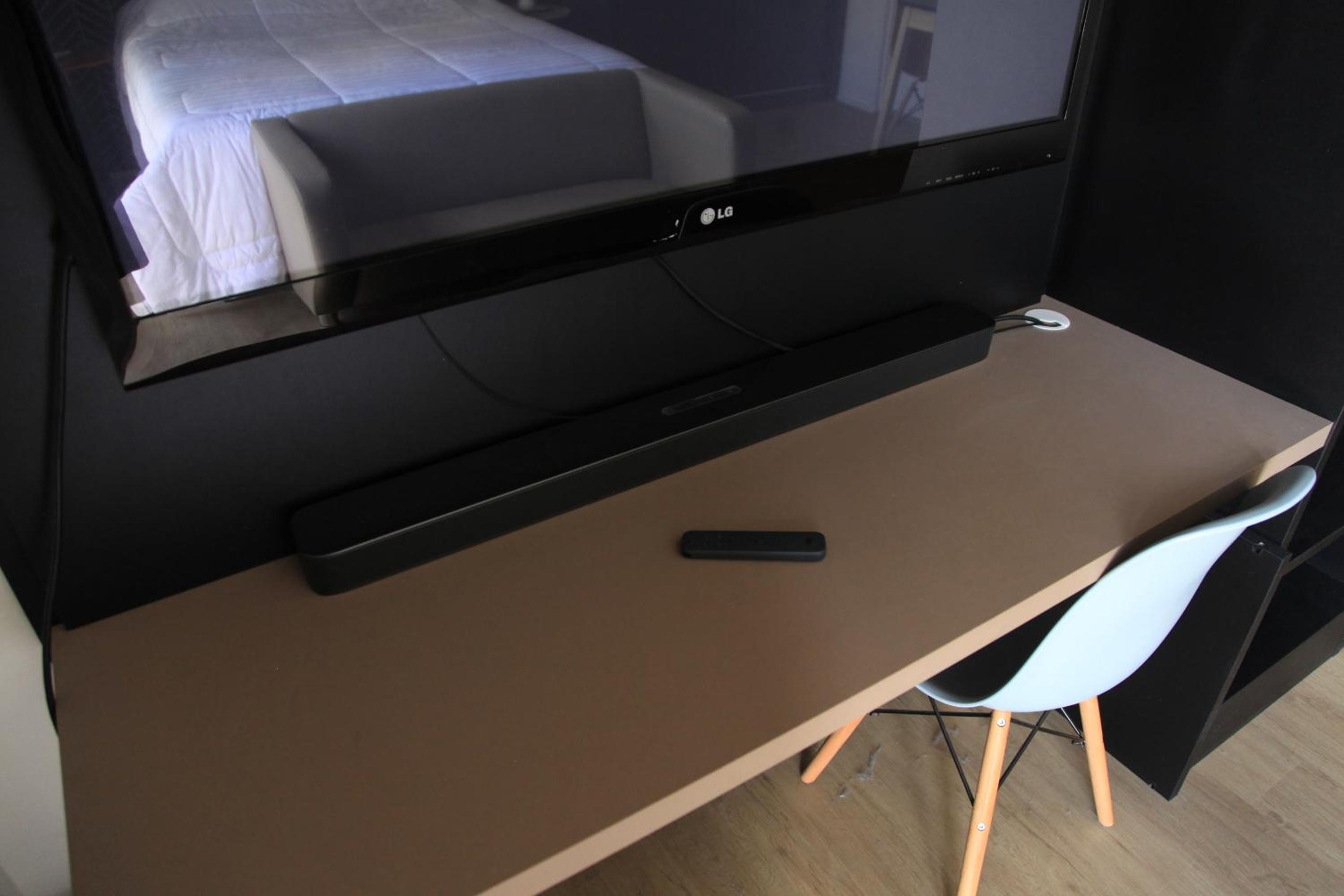 Studio Apartment - Photo 14