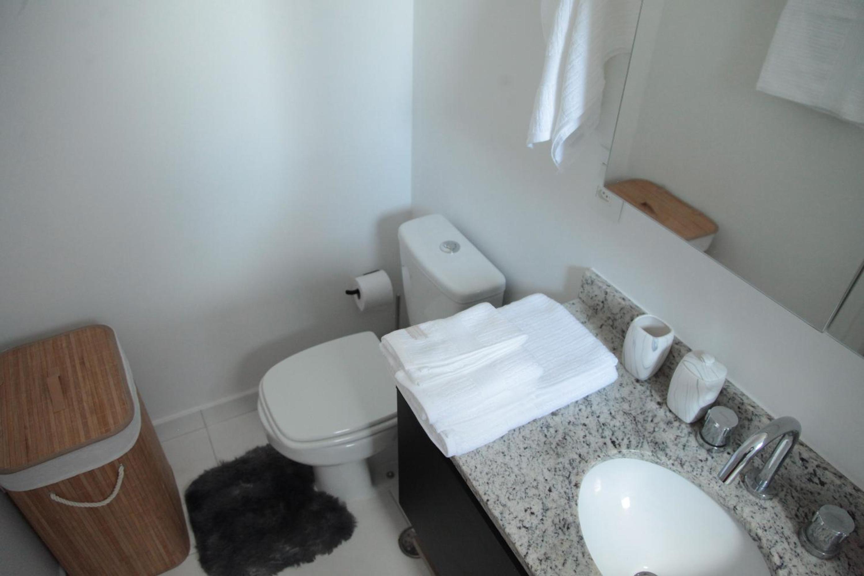 Studio Apartment - Photo 12