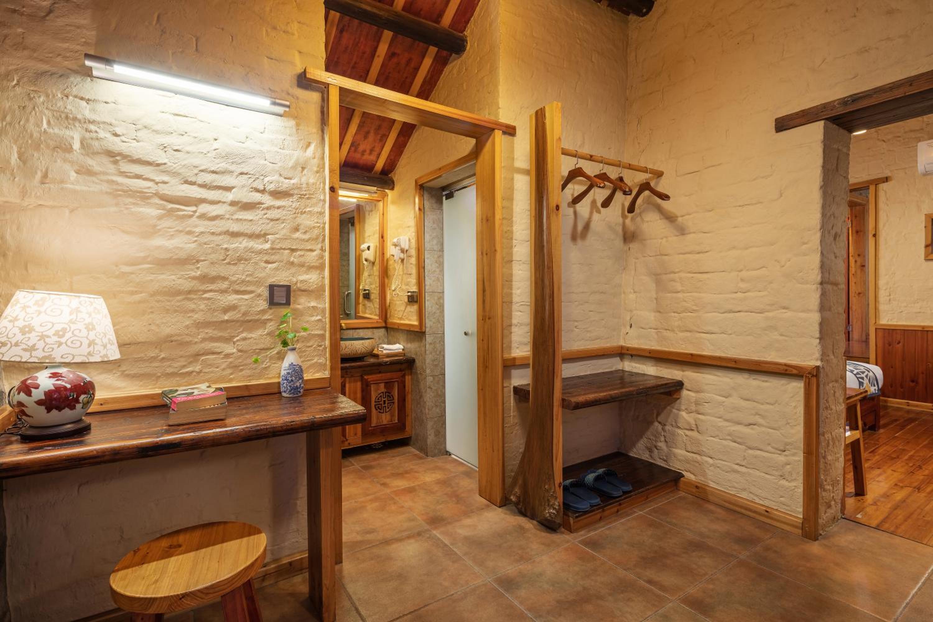 Double Room - Photo 28