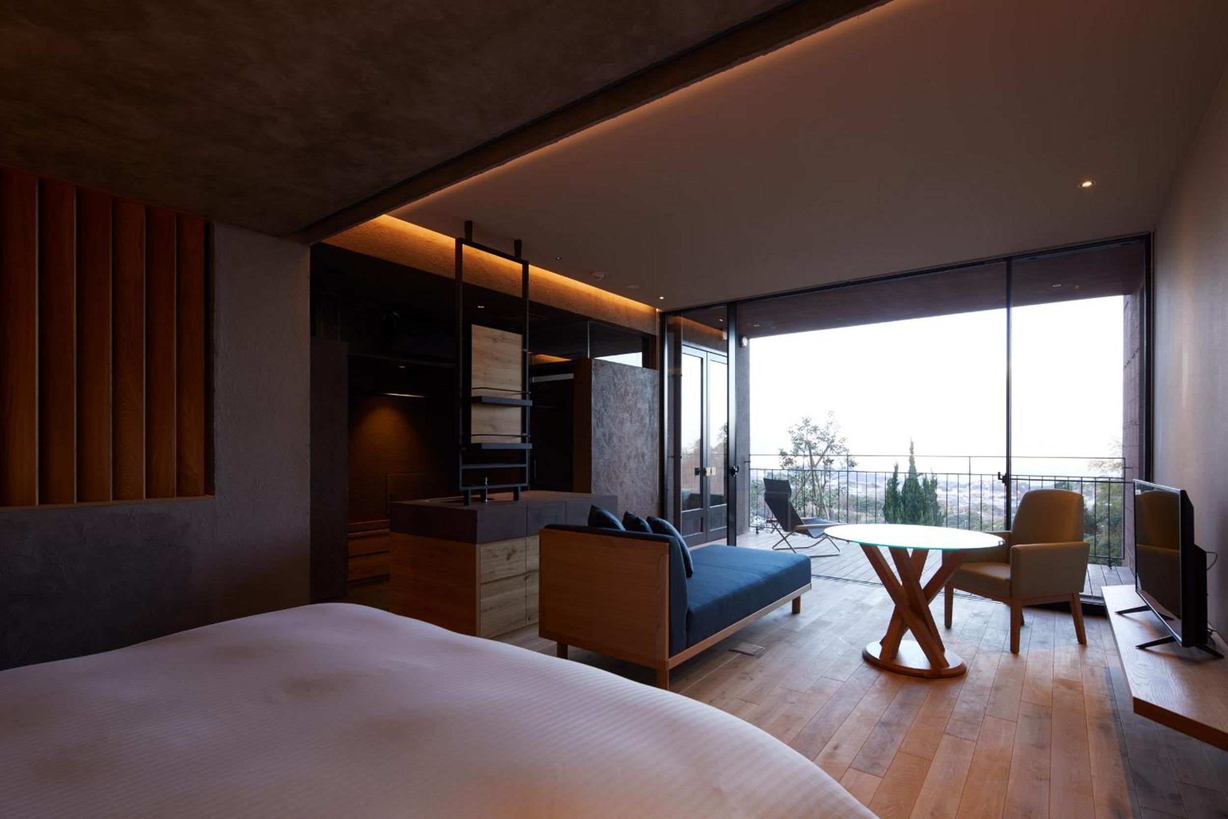 King Room (1-2F) with Semi Open-Air Bath (47㎡) Non-Smoking - Photo 1