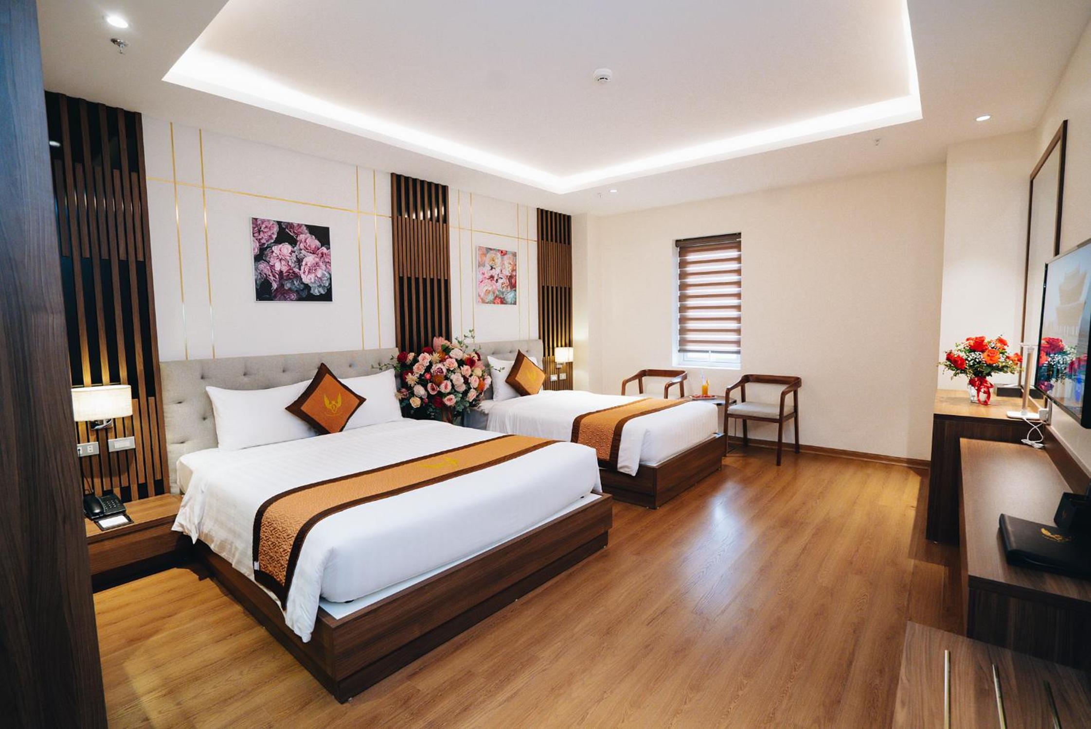 Deluxe Family Room - Photo 1