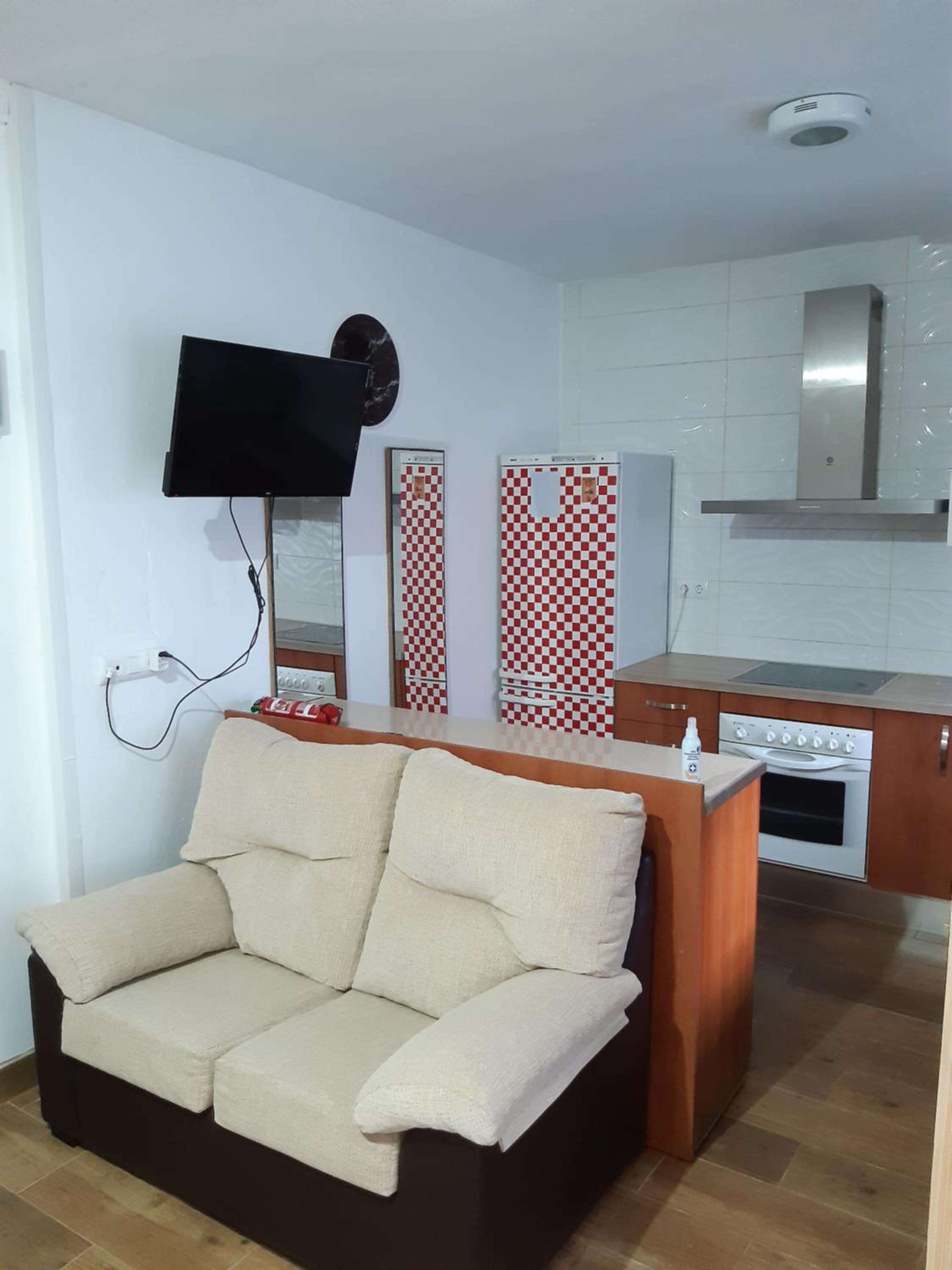 Two-Bedroom Apartment - Photo 3