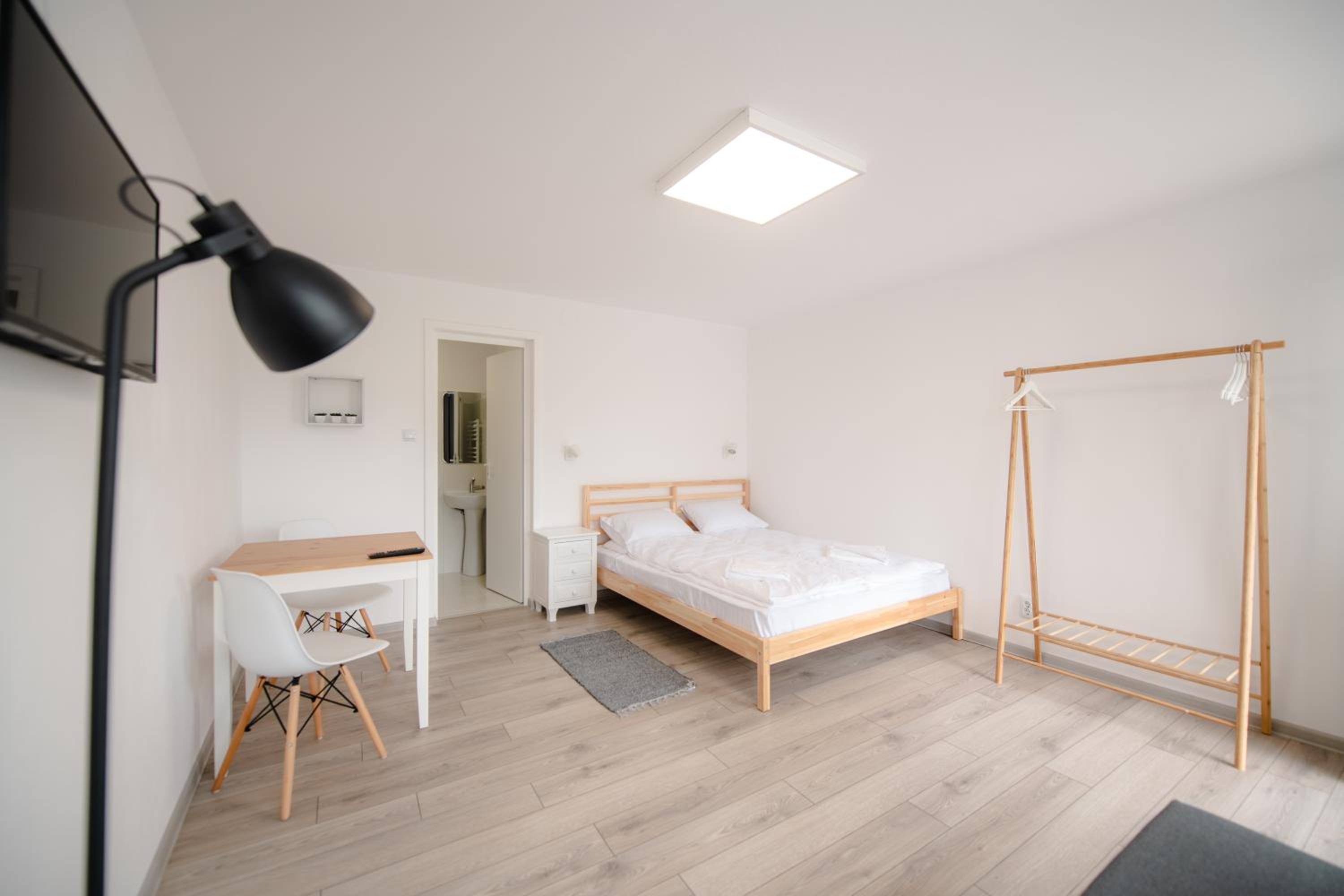 Deluxe Double Room with Extra Bed - Photo 2