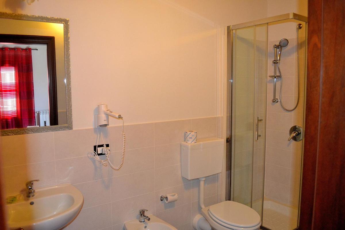 Triple Room photo 2