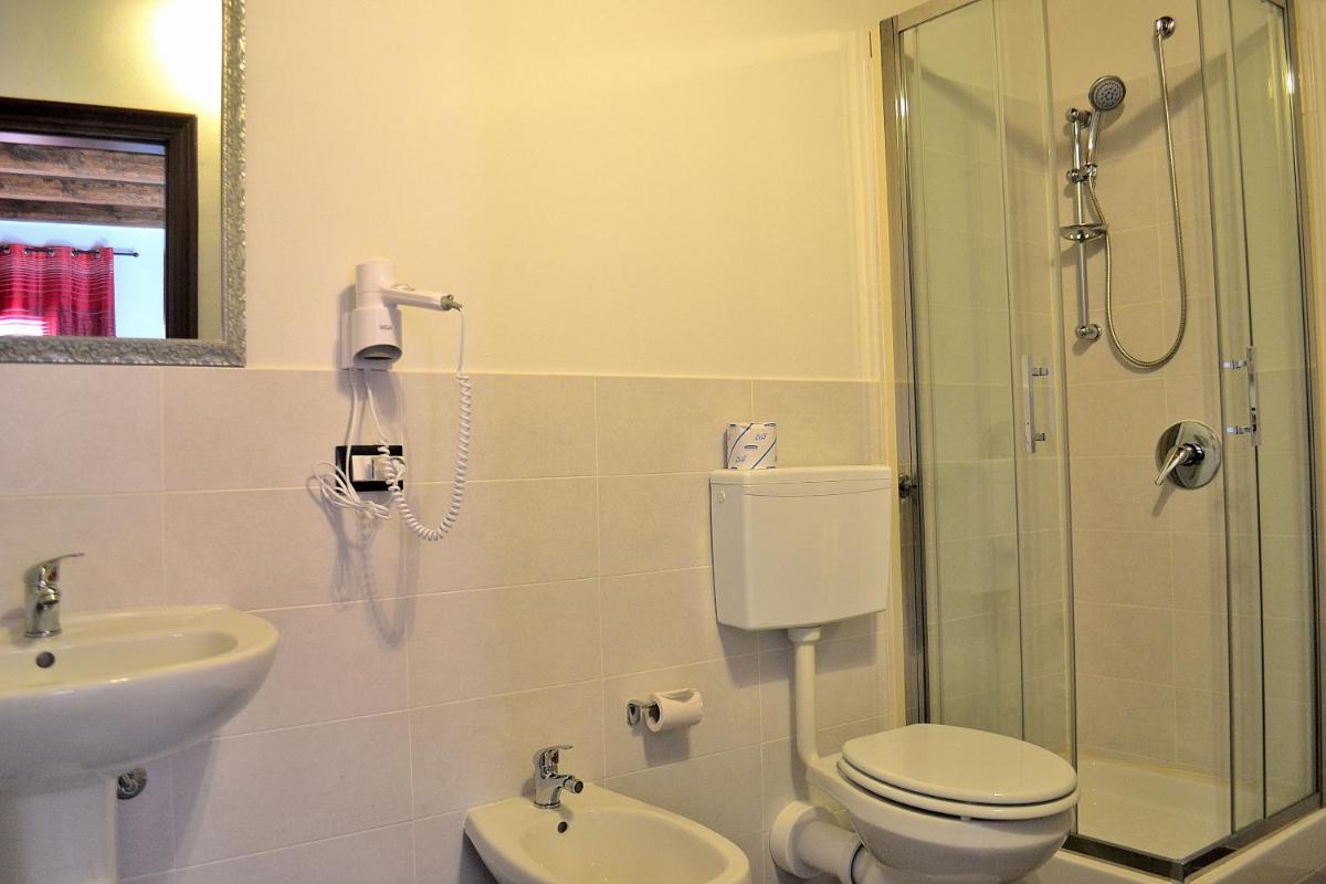 Triple Room photo 3