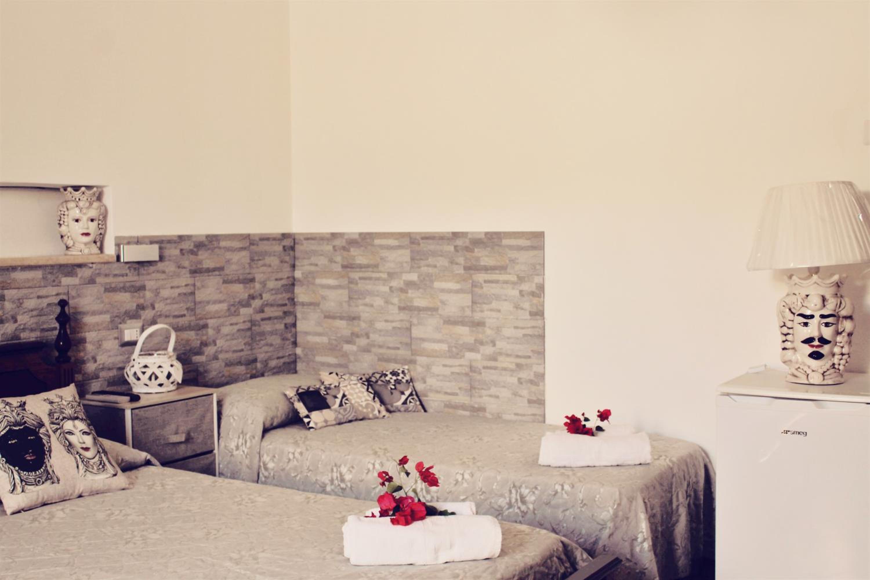 Standard  Double Room with terrace and sea view photo 2