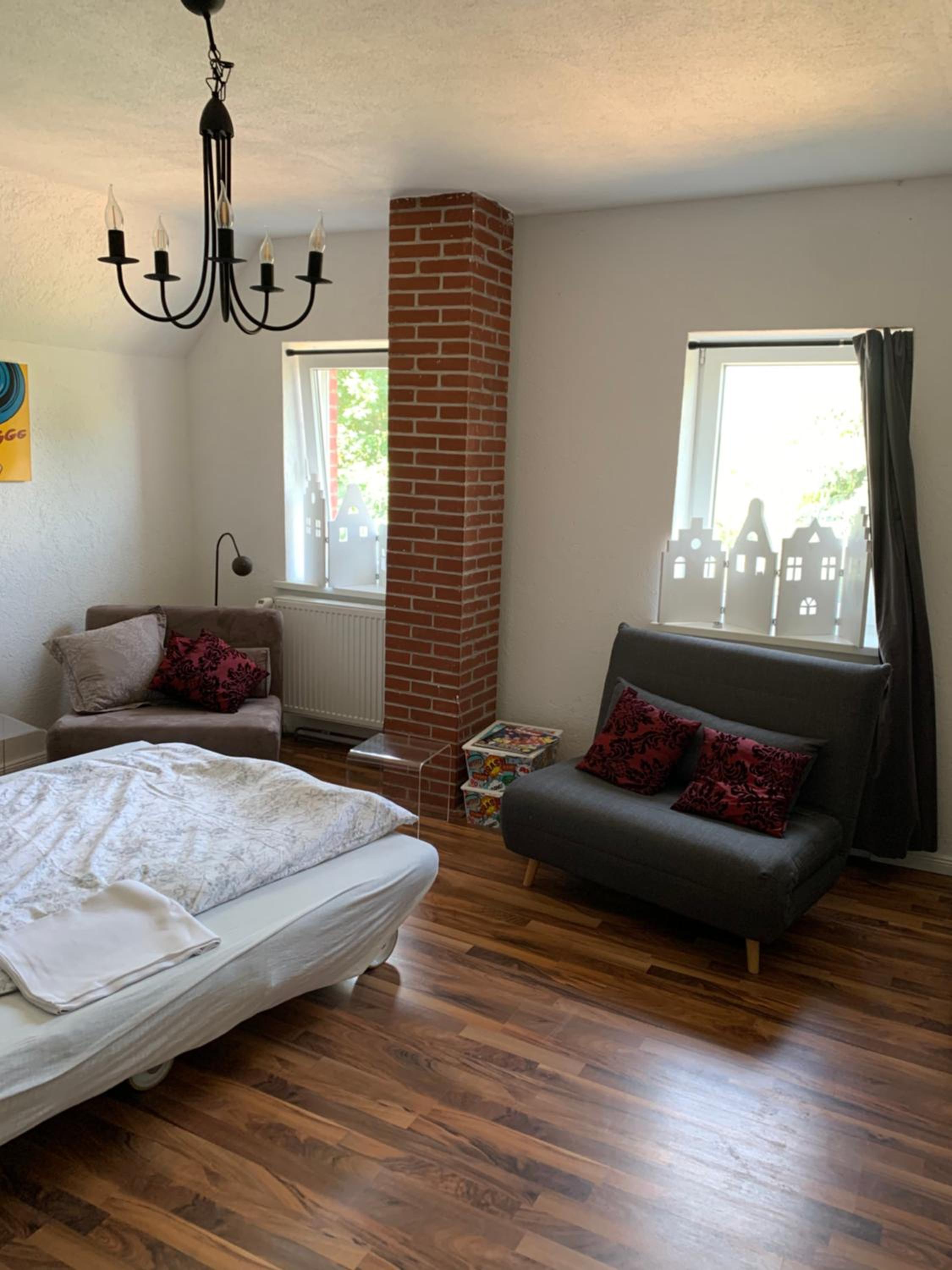 Two-Bedroom Apartment - Photo 24