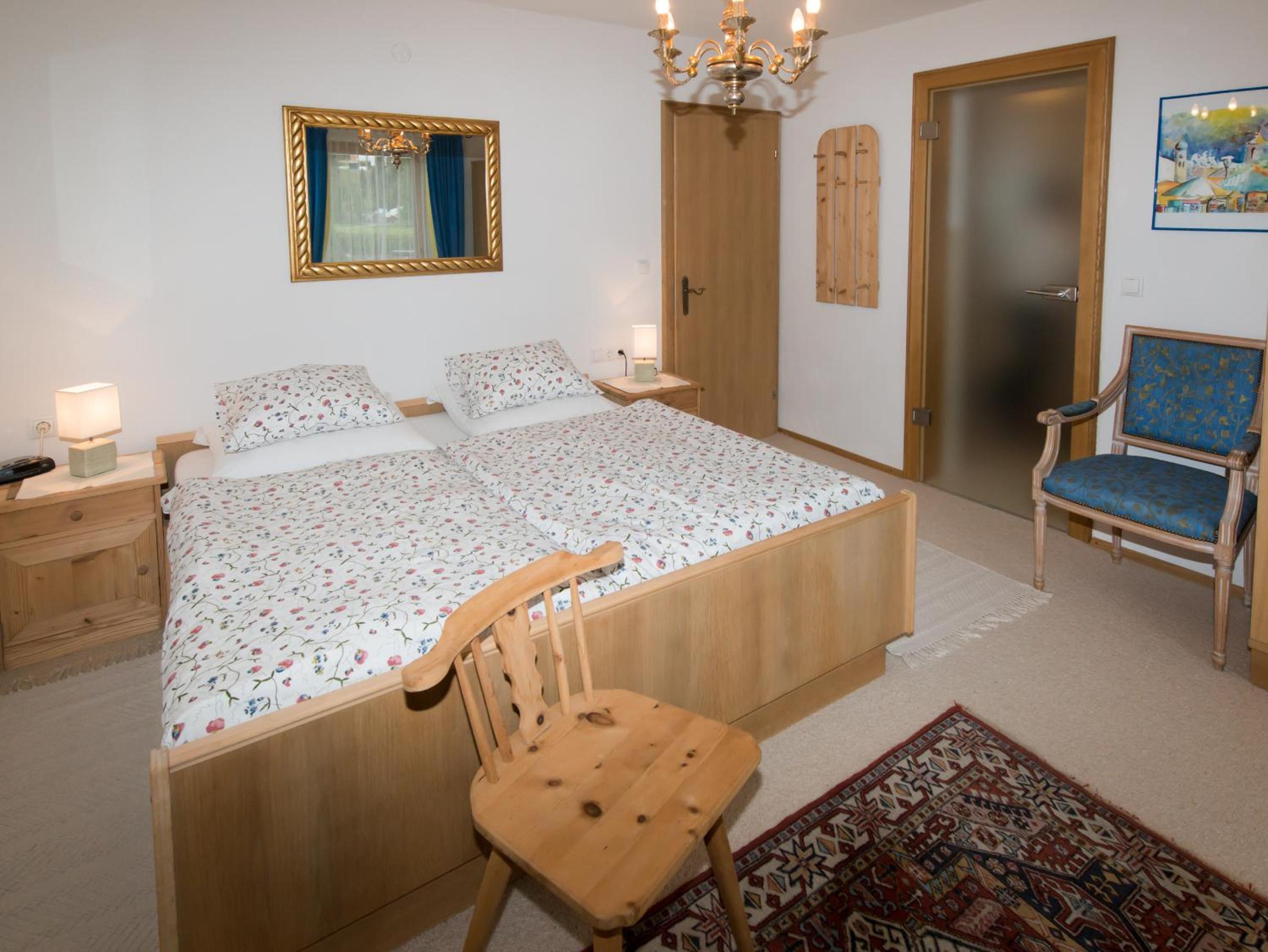 Two-Bedroom Apartment with Balcony, 6 photo 2
