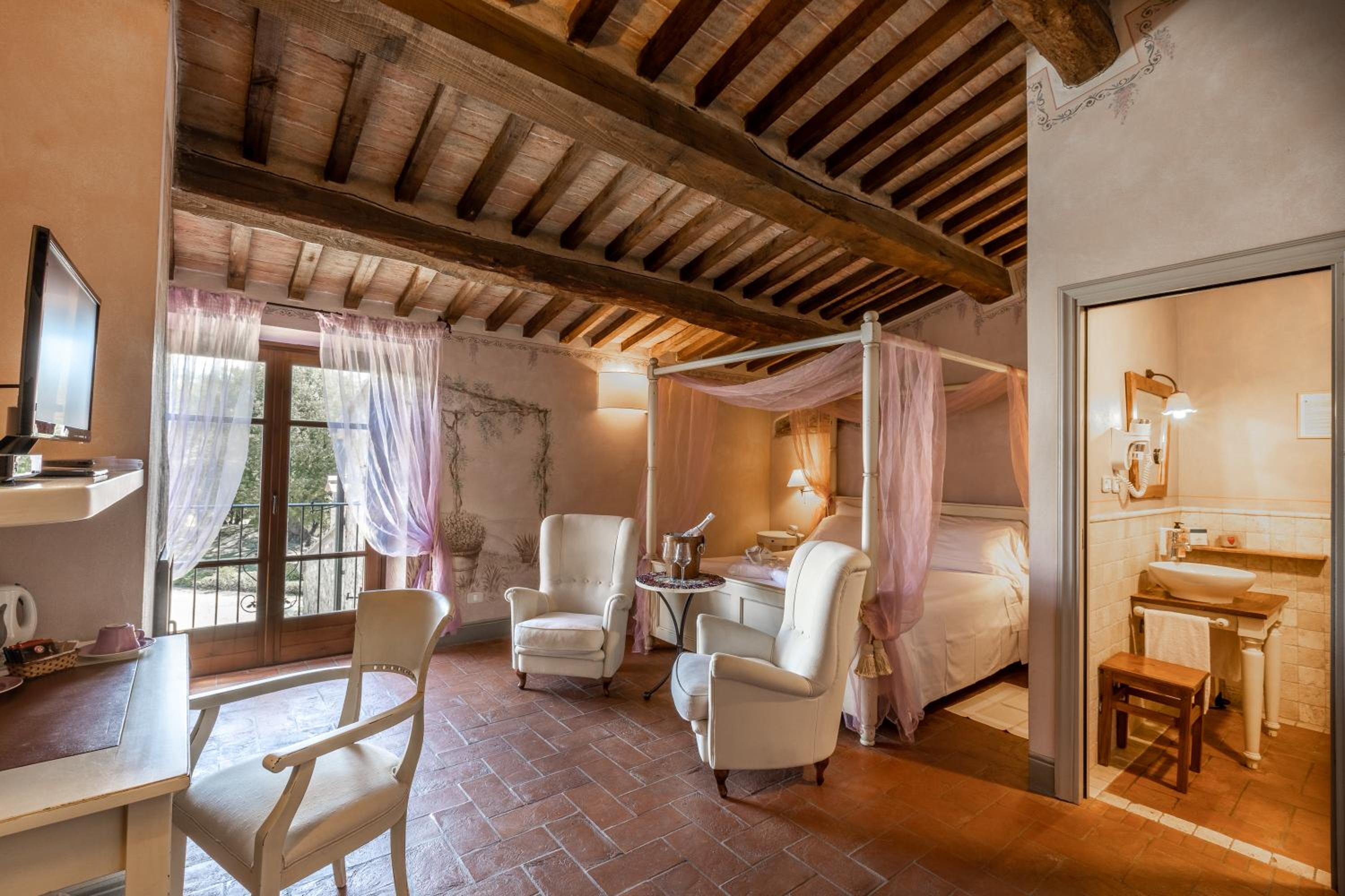 Romantic Double Room