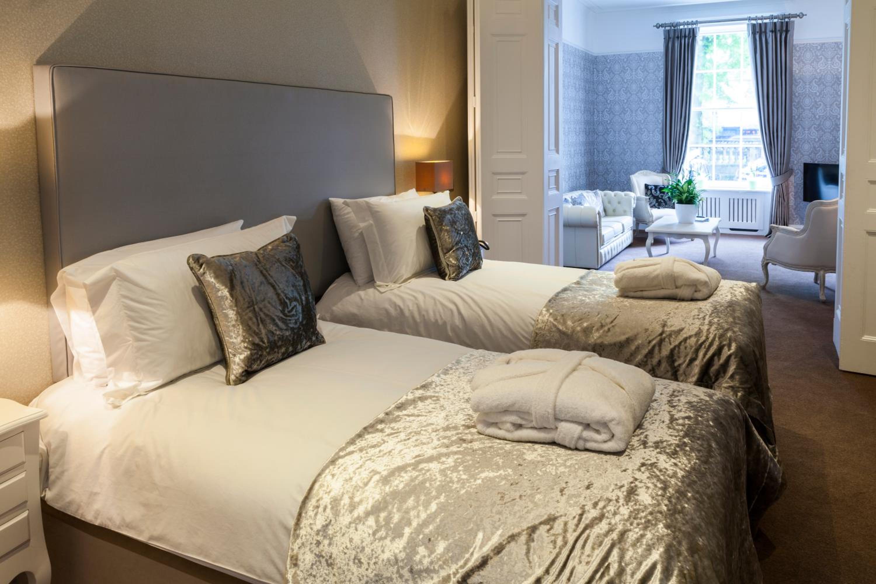 Luxury Suite - Double / Twin