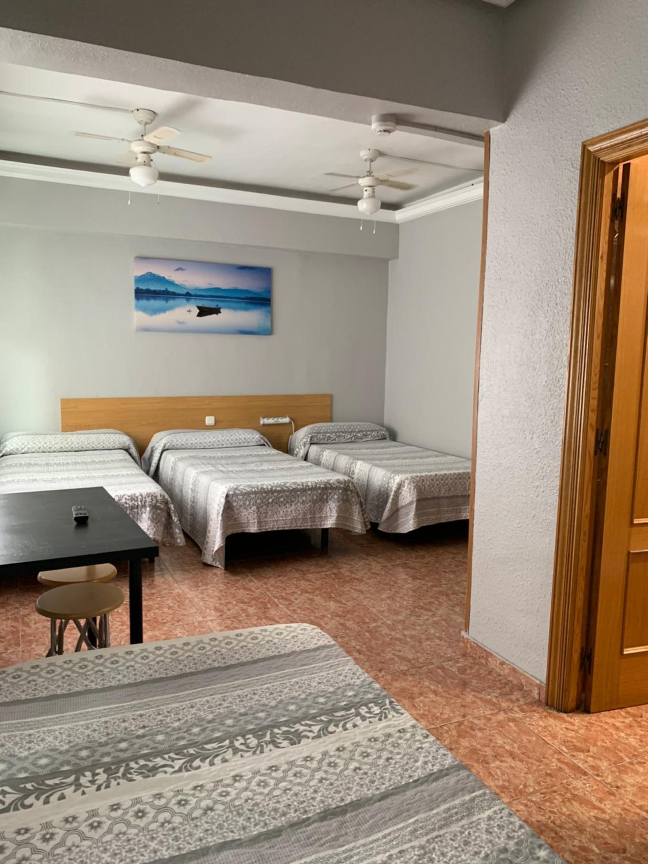 Quadruple Room - Photo 5
