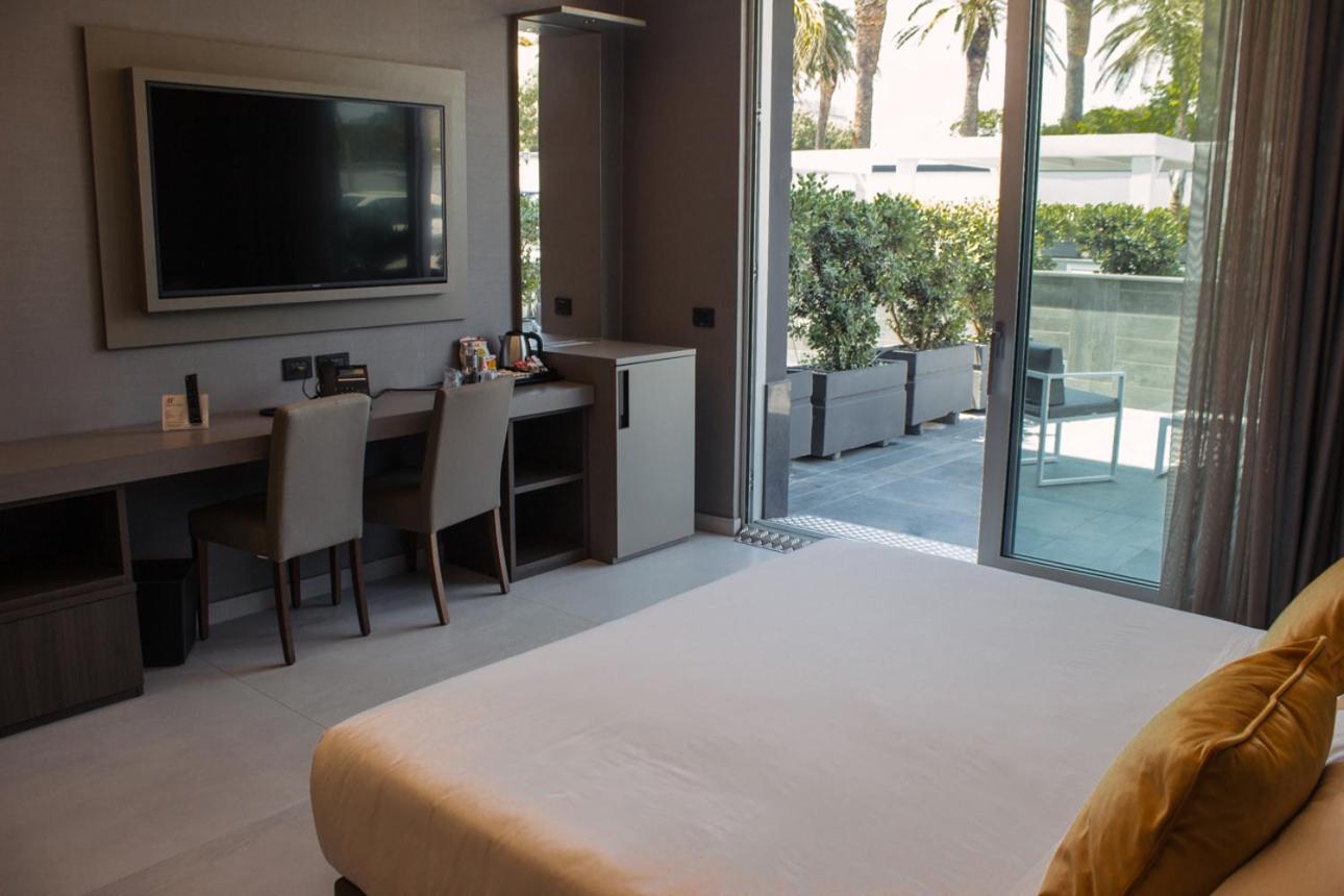 Double Room - Disability Access - Photo 3