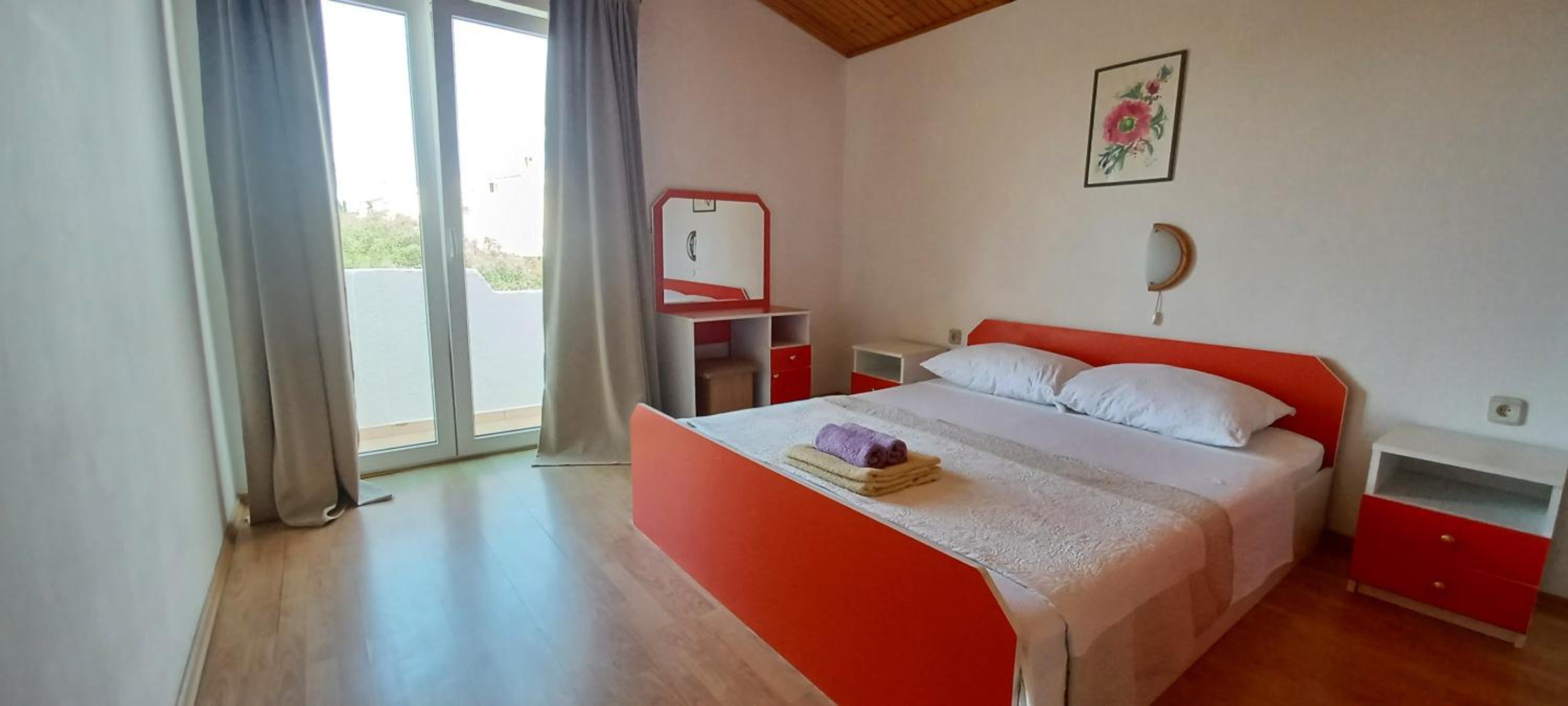 Two-Bedroom Apartment - Photo 6