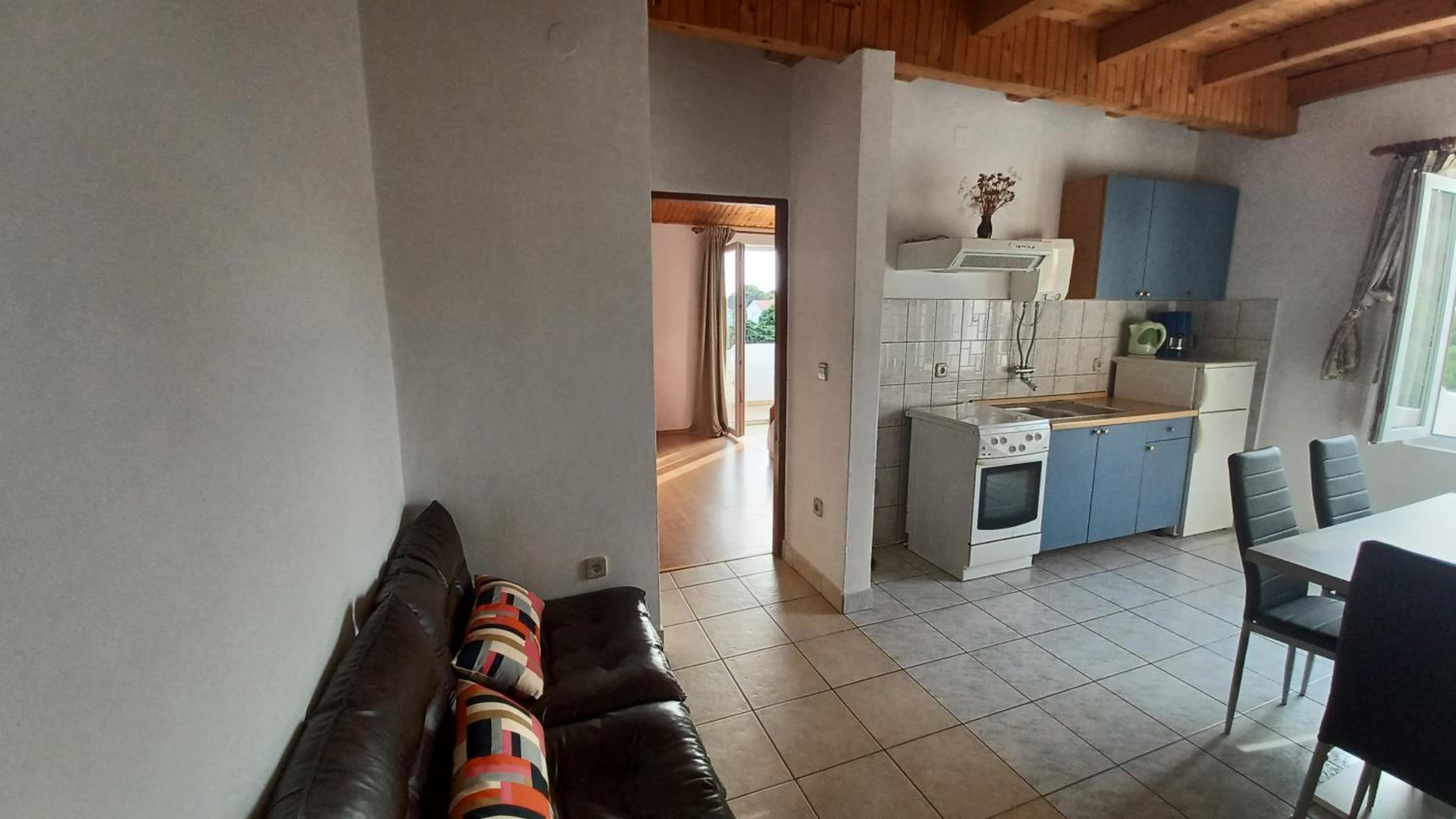 Two-Bedroom Apartment - Photo 9