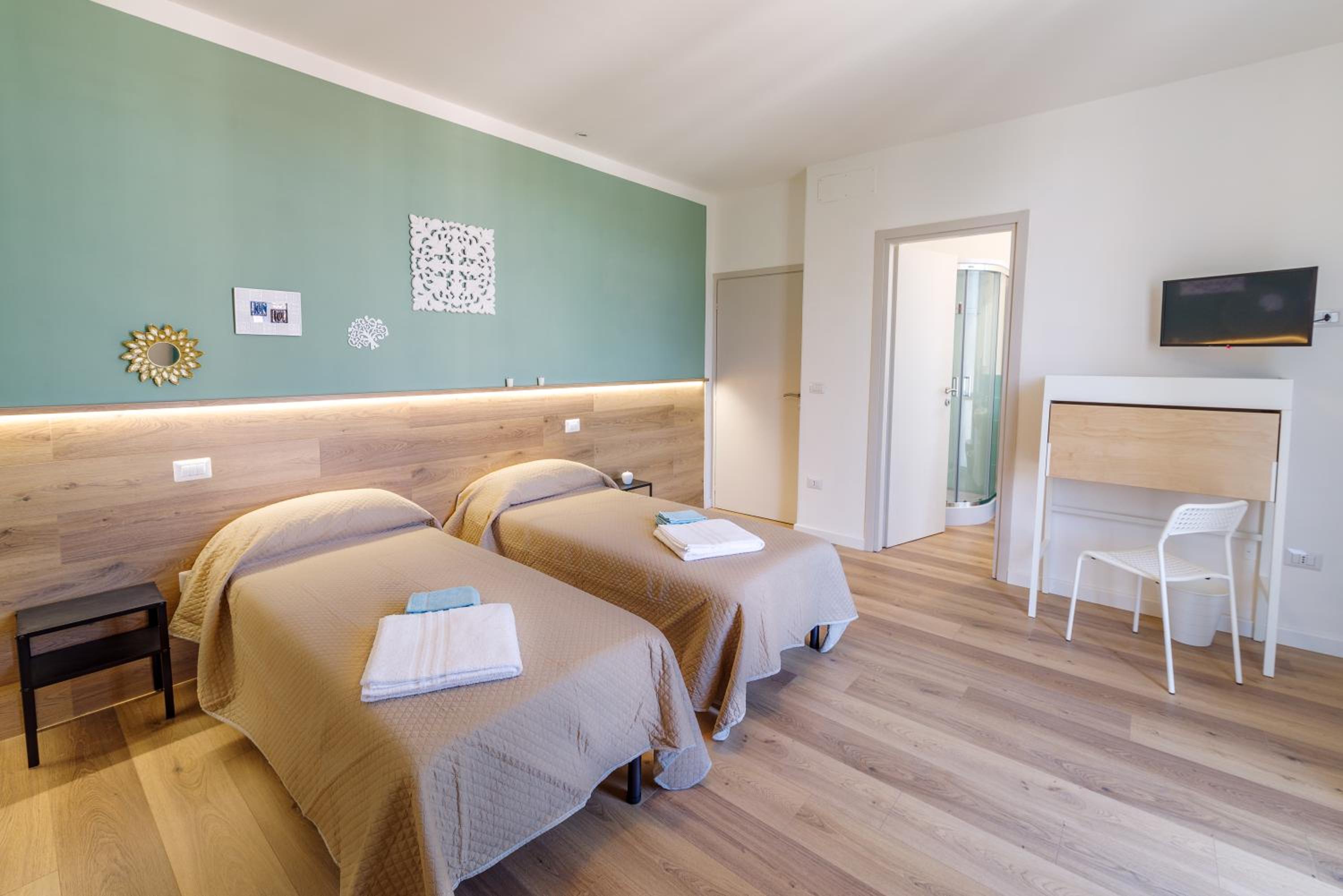 Double Or Twin Room With Private Bathroom