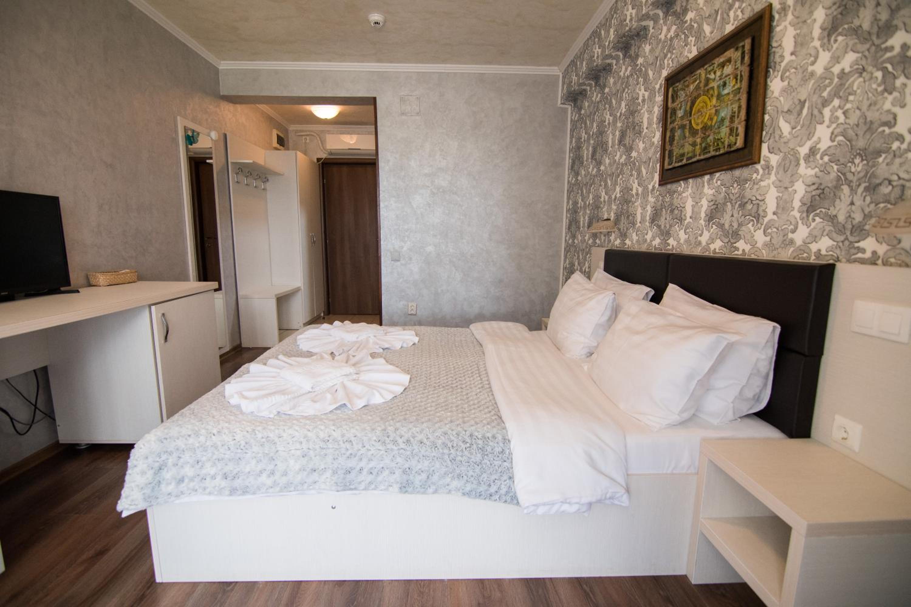 King Room With Balcony photo 1