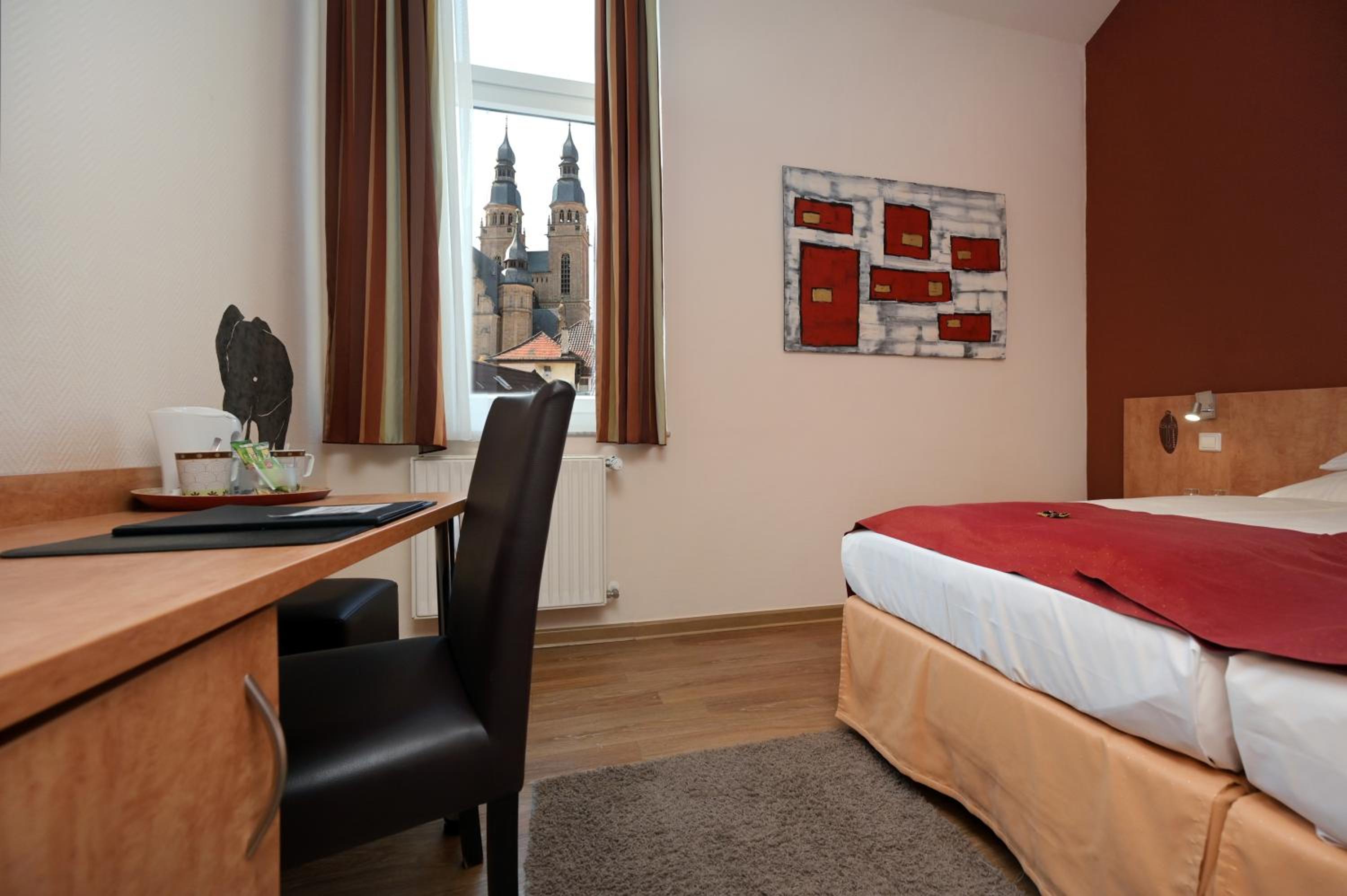 Double Room - Photo 4