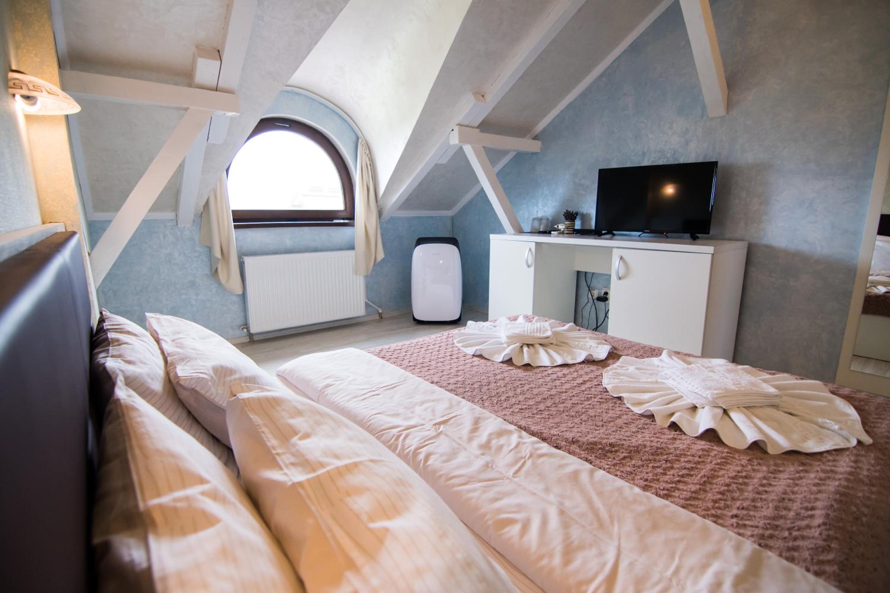 Double Room With Lake View photo 3