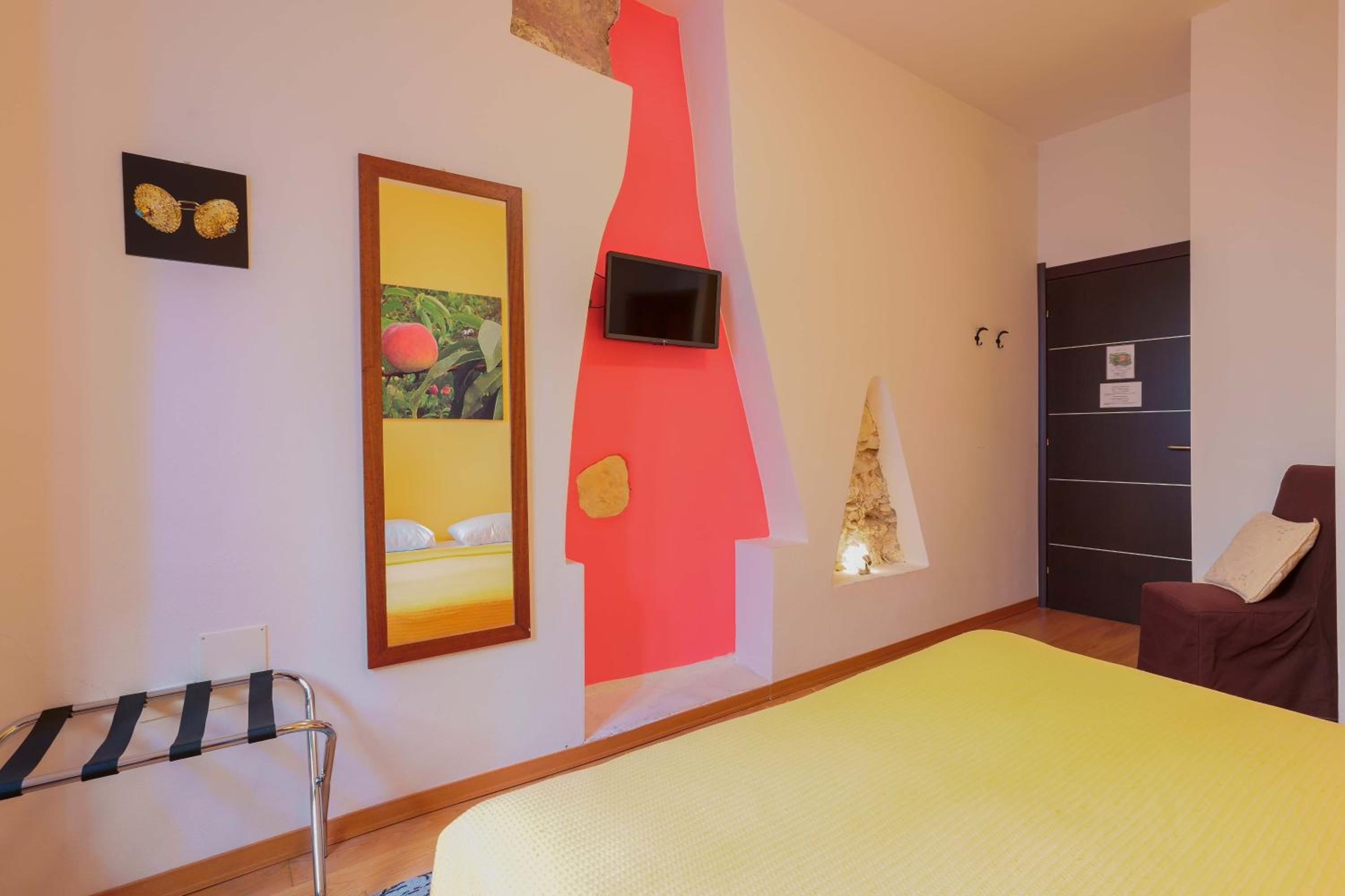 Triple Room - Photo 5