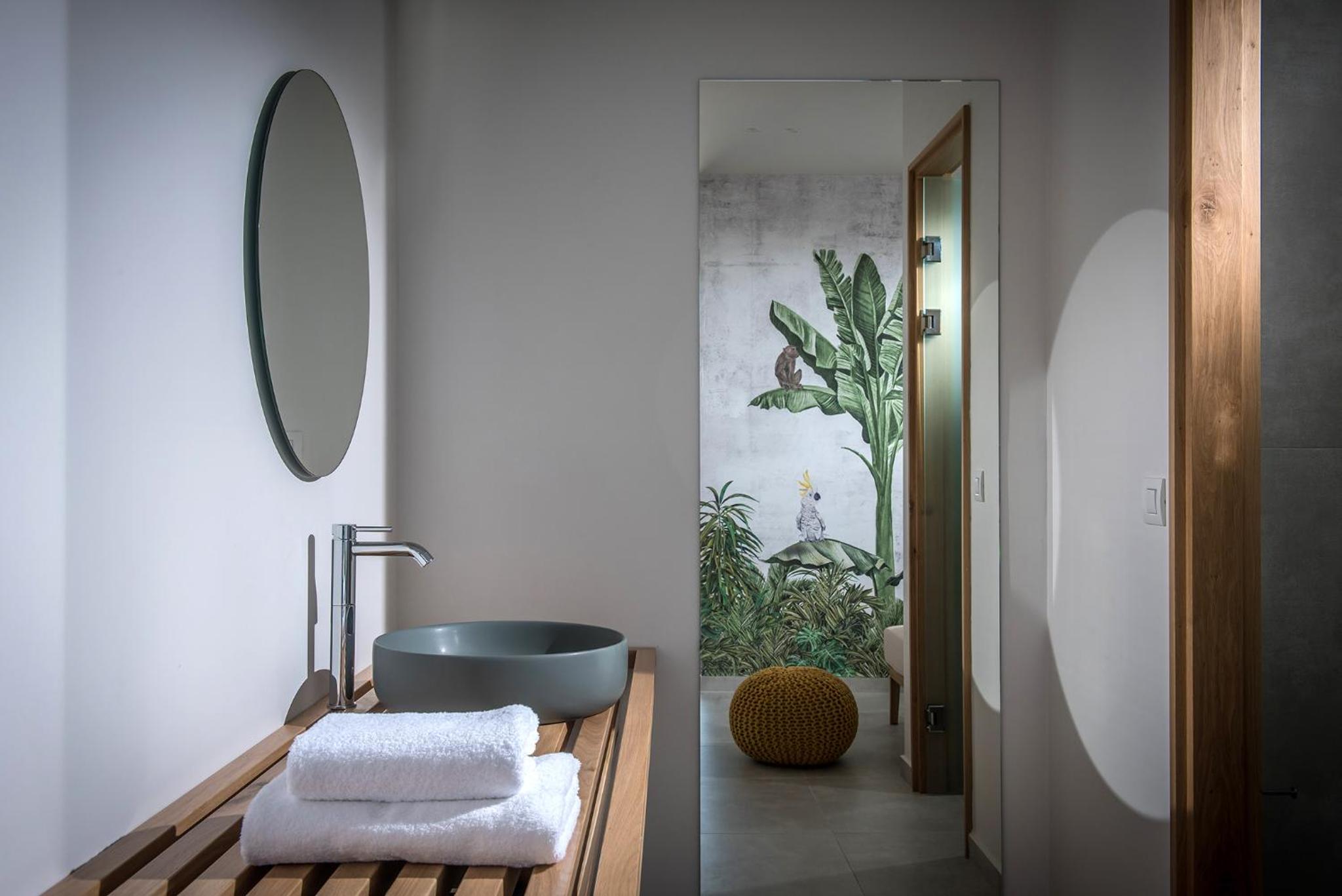 Double Swim Up Room  - Photo 3