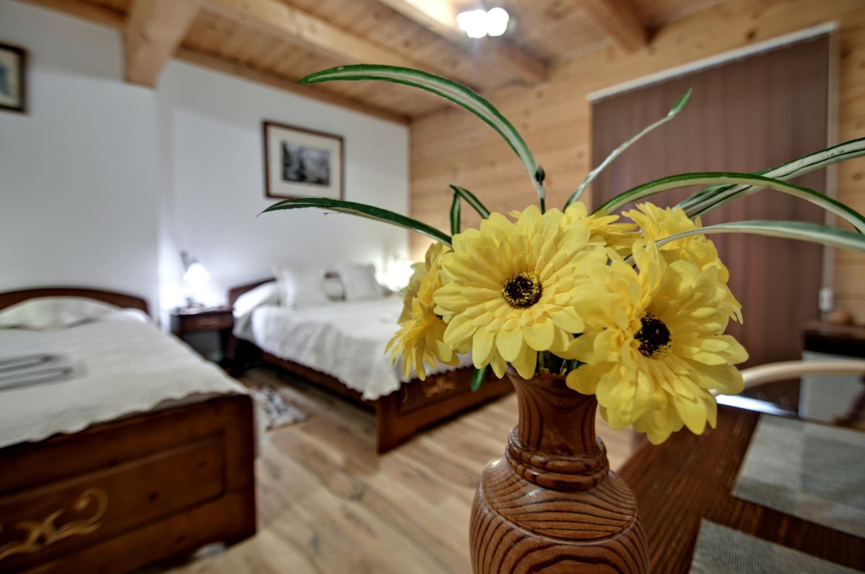 Triple Room with Garden View - Photo 2